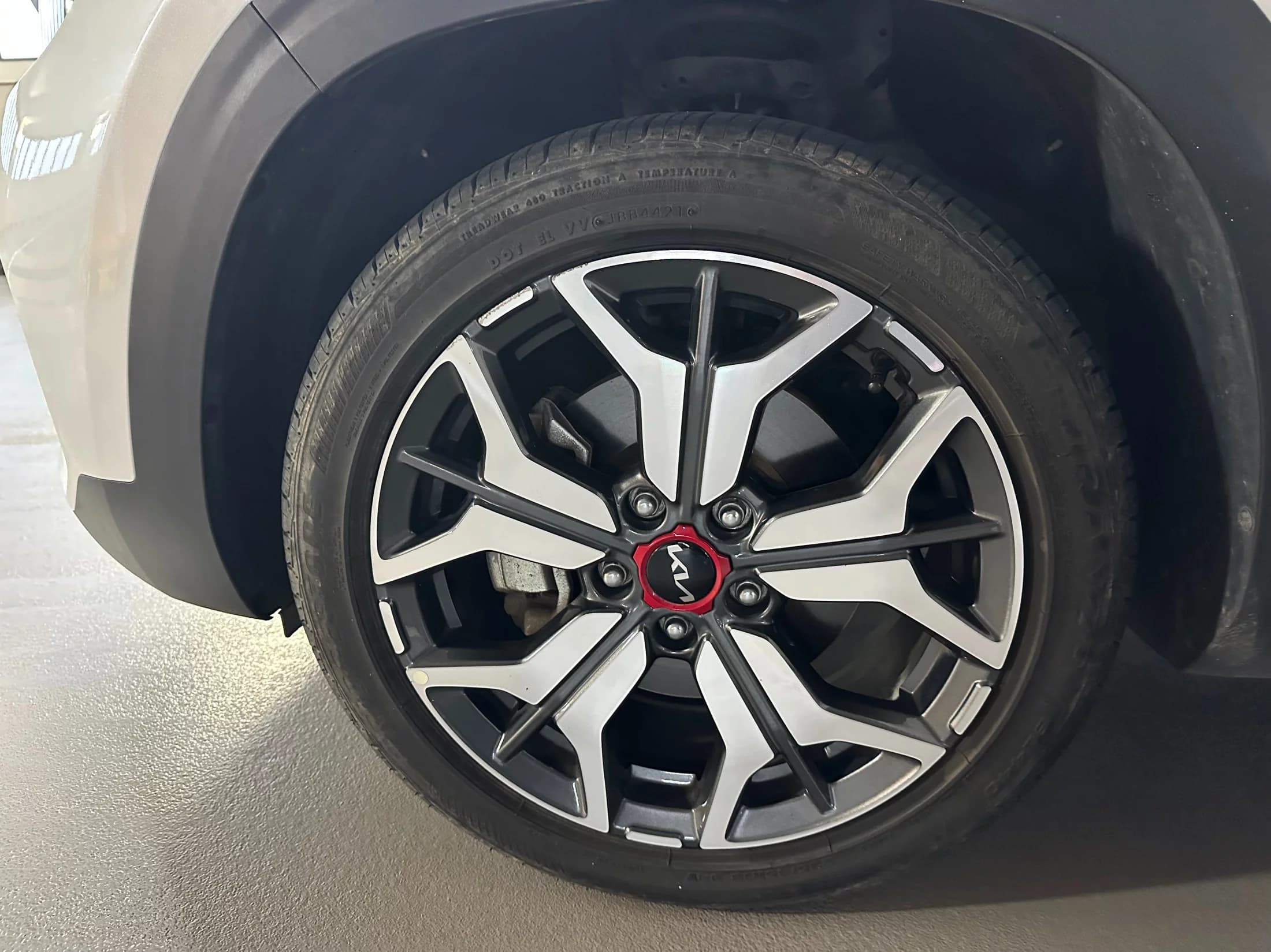 Kia Seltos Gasoline 1.6 Turbo 2WD Prestige, 2021 г. 65467 км. — фото 20