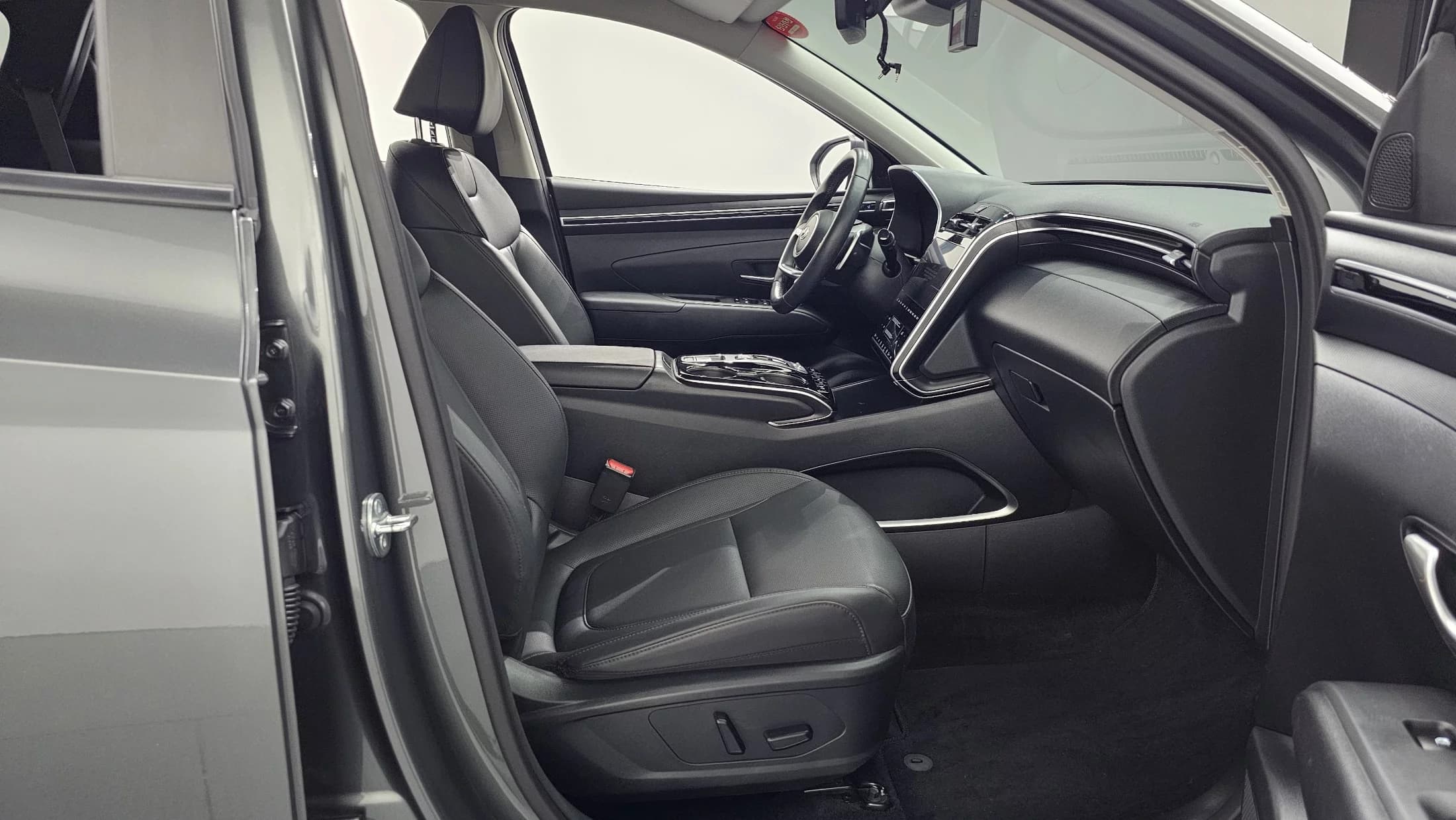 Hyundai Tucson Gasoline 1.6 Turbo 4WD Premium, 2023 г. 52477 км. — фото 10
