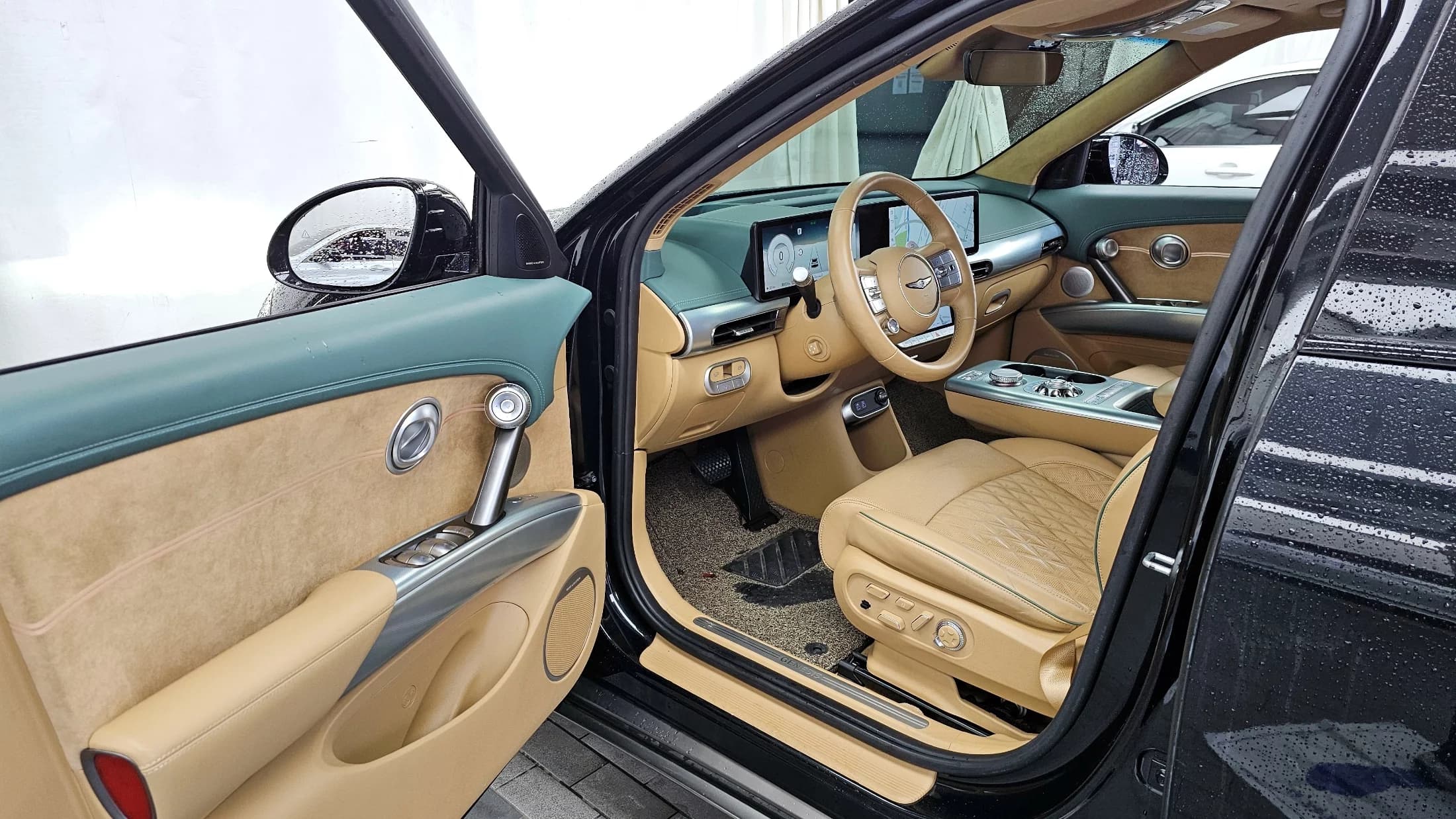 Genesis GV60 Standard AWD, электромобиль, 2022 г. 96764 км. — фото 10