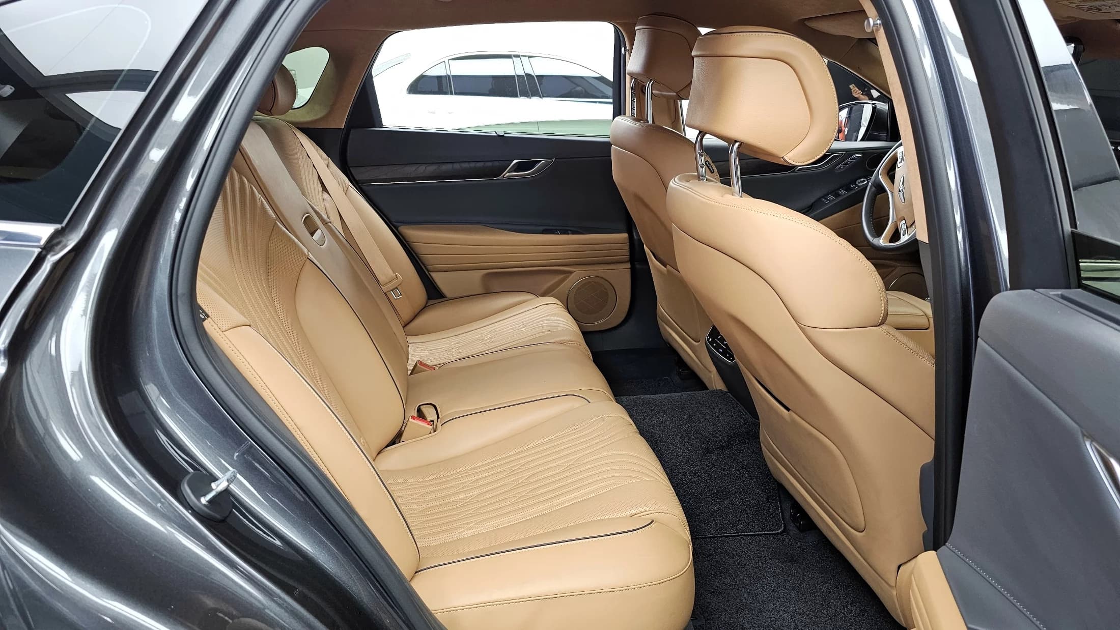Genesis G80 Gasoline 2.5 Turbo AWD, 2021 г. 98226 км. — фото 12