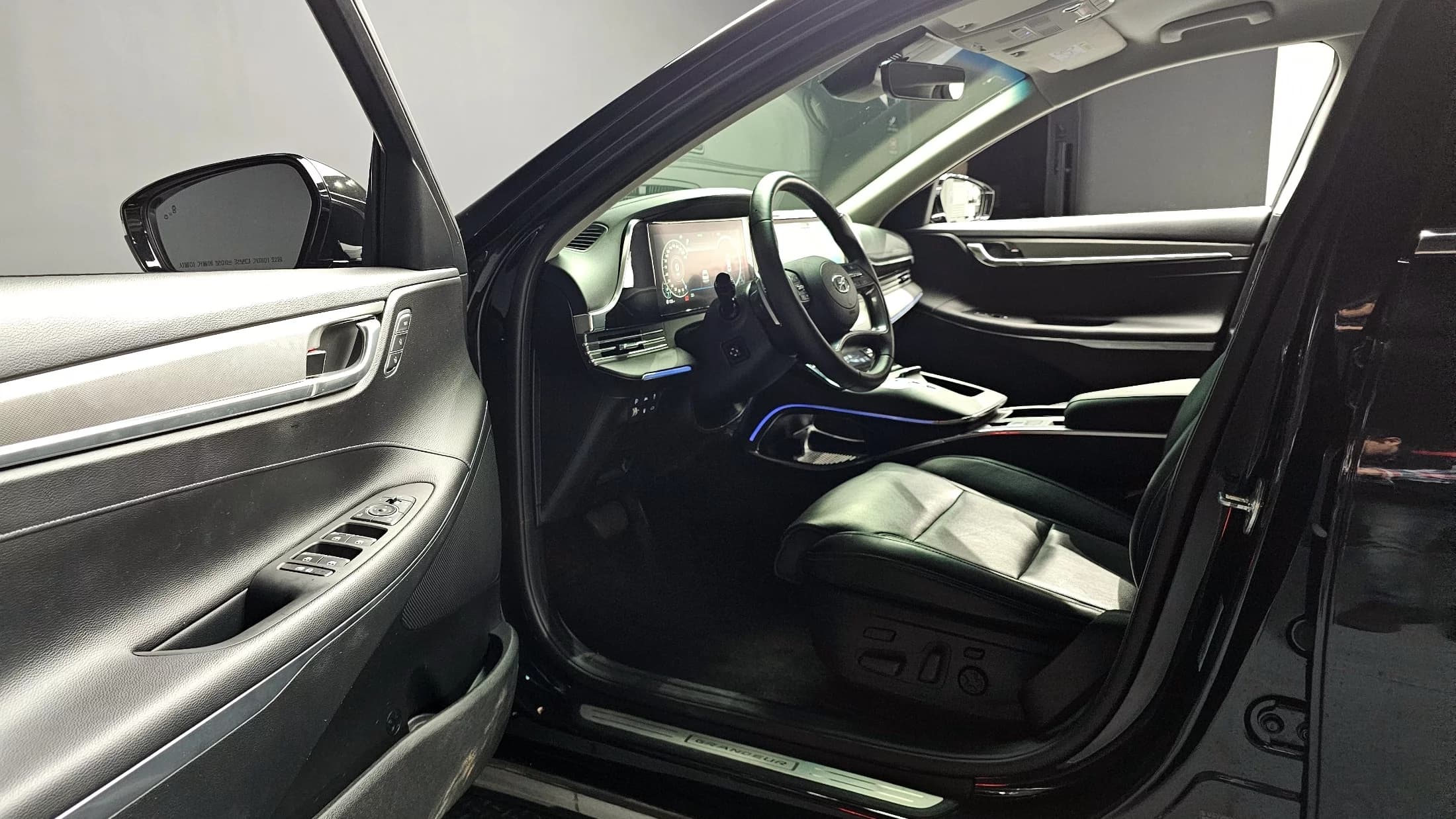 Hyundai Grandeur 3.3 Exclusice, 2021 г. 49125 км. — фото 12