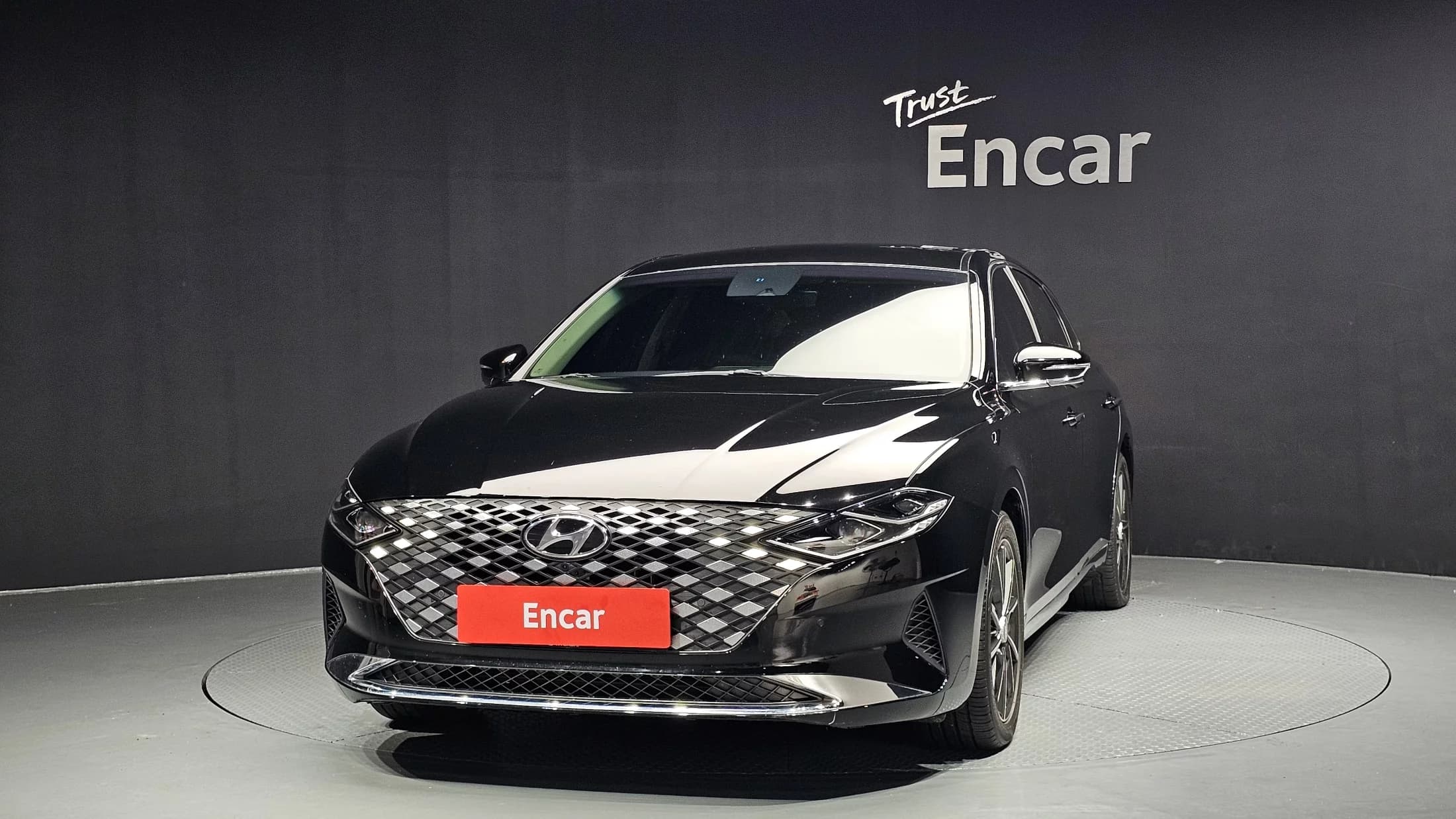 Hyundai Grandeur 3.3 Exclusice, 2021 г. 49125 км. — фото 3