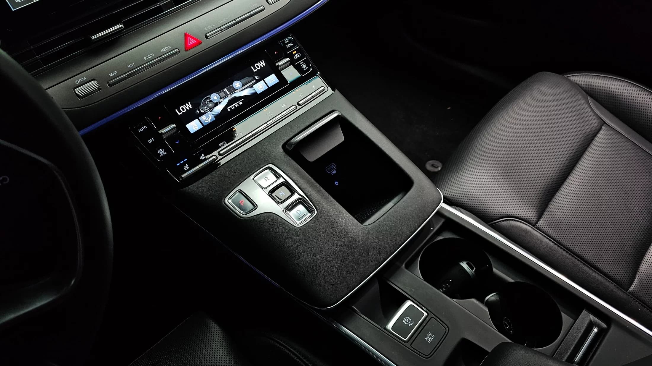Hyundai Grandeur 3.3 Exclusice, 2021 г. 49125 км. — фото 9