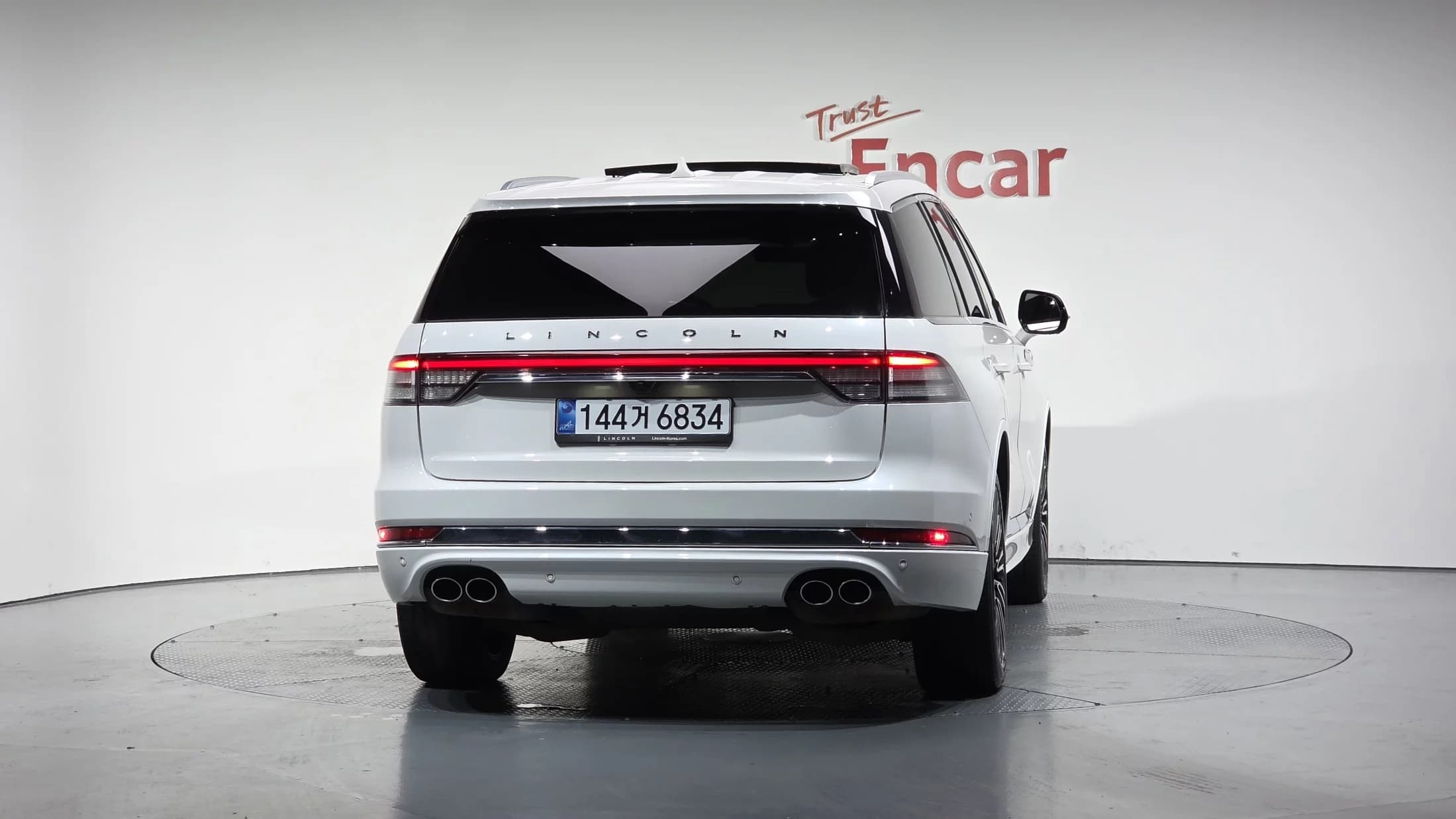 Lincoln AVIATOR 3.0 Black Label AWD, 2021 г. 66567 км. — фото 4
