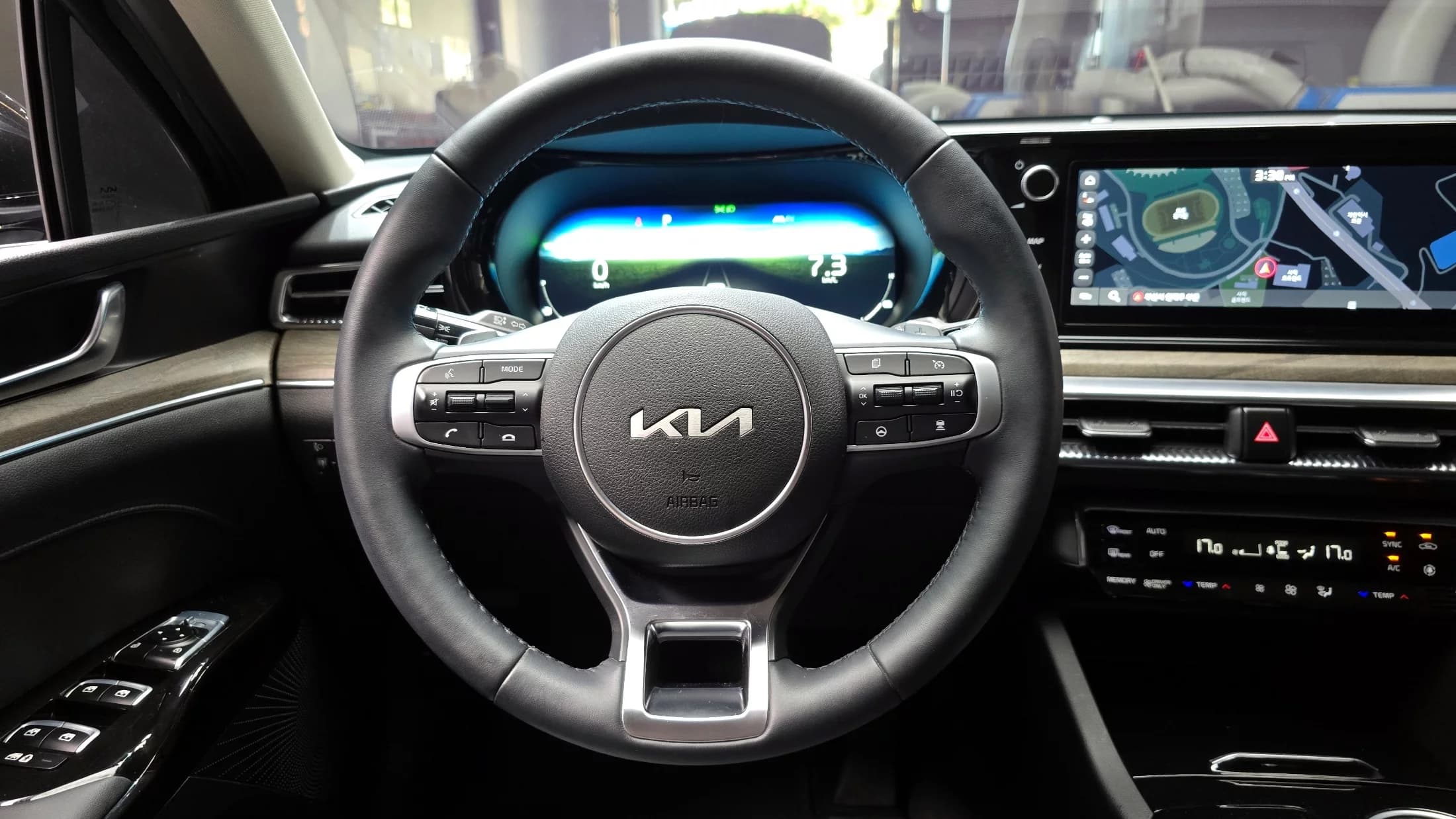 Kia K5 (Киа Оптима) Noblesse, гибрид, 2023 г. 16080 км. — фото 14