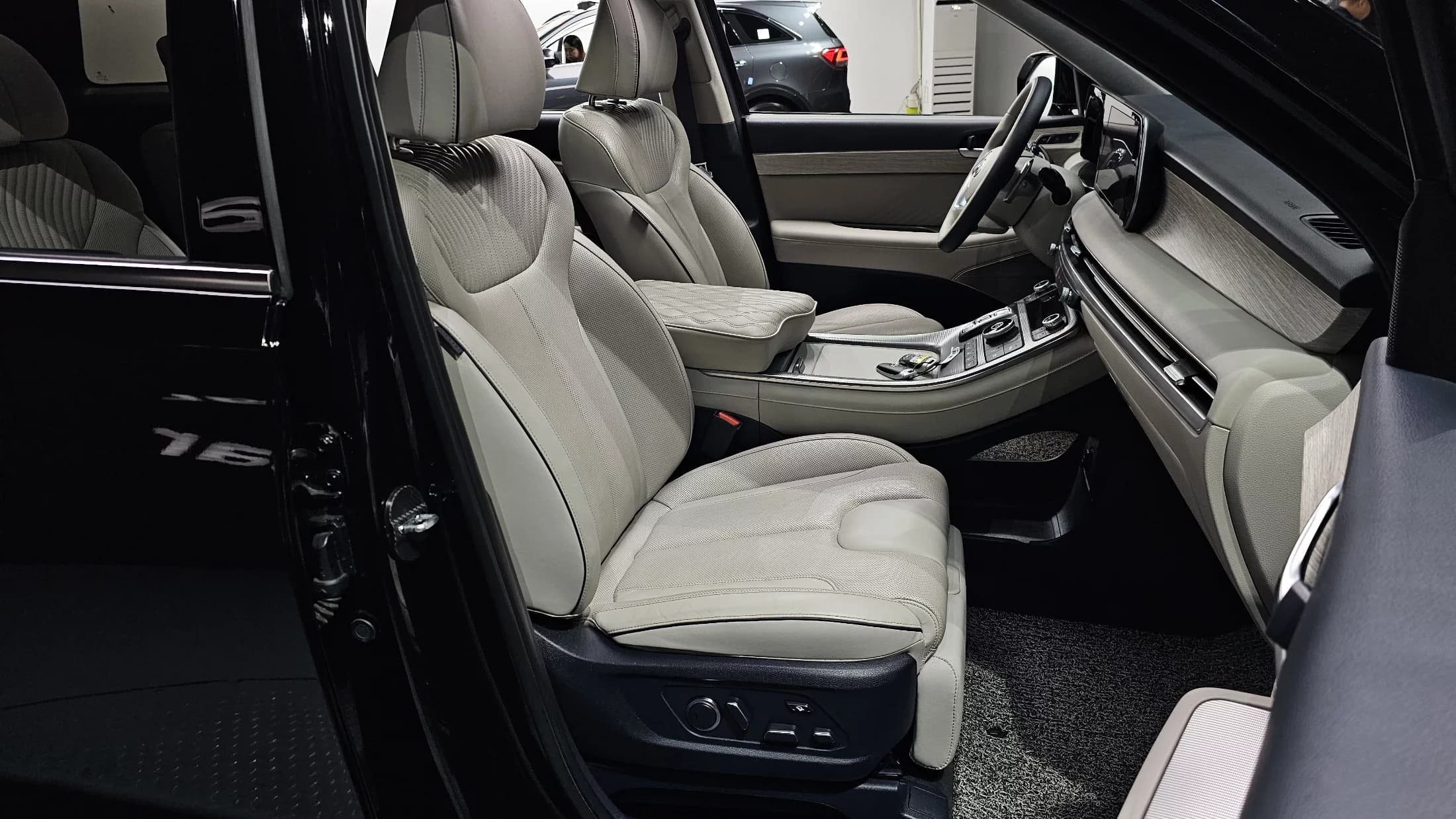 Hyundai Palisade Gasoline 3.8 2WD Calligraphy, 2022 г. 88057 км. — фото 10