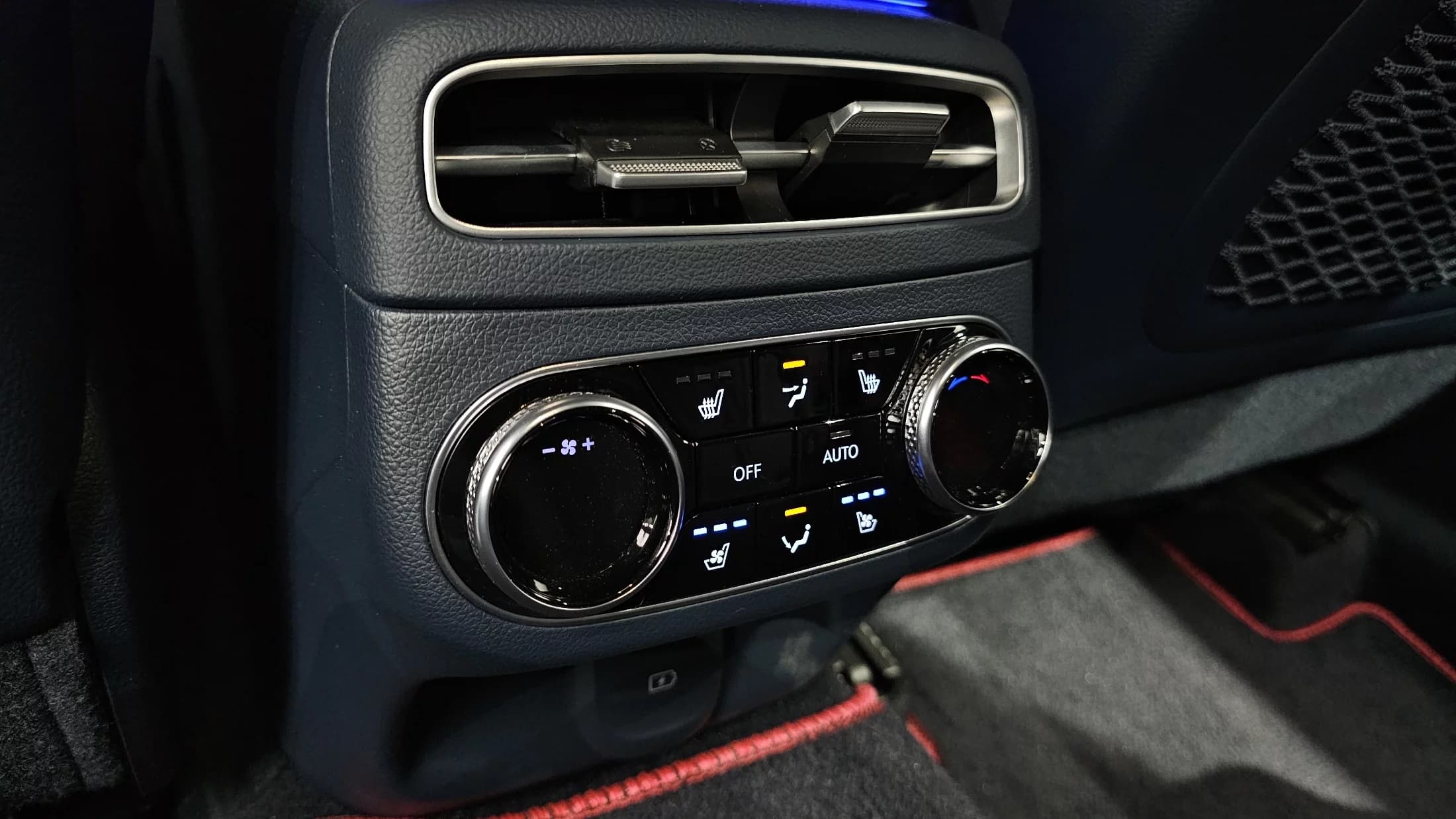 Genesis GV70 2.5T Gasoline AWD, 2023 г. 34261 км. — фото 19