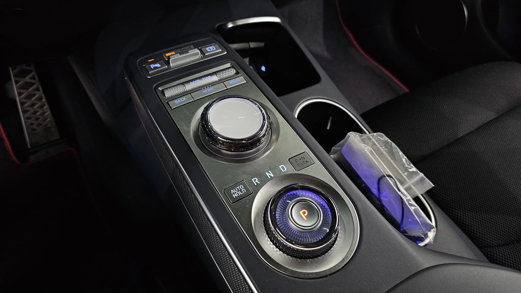 Genesis GV70 2.5T Gasoline AWD, 2023 г. 34261 км. — фото 9