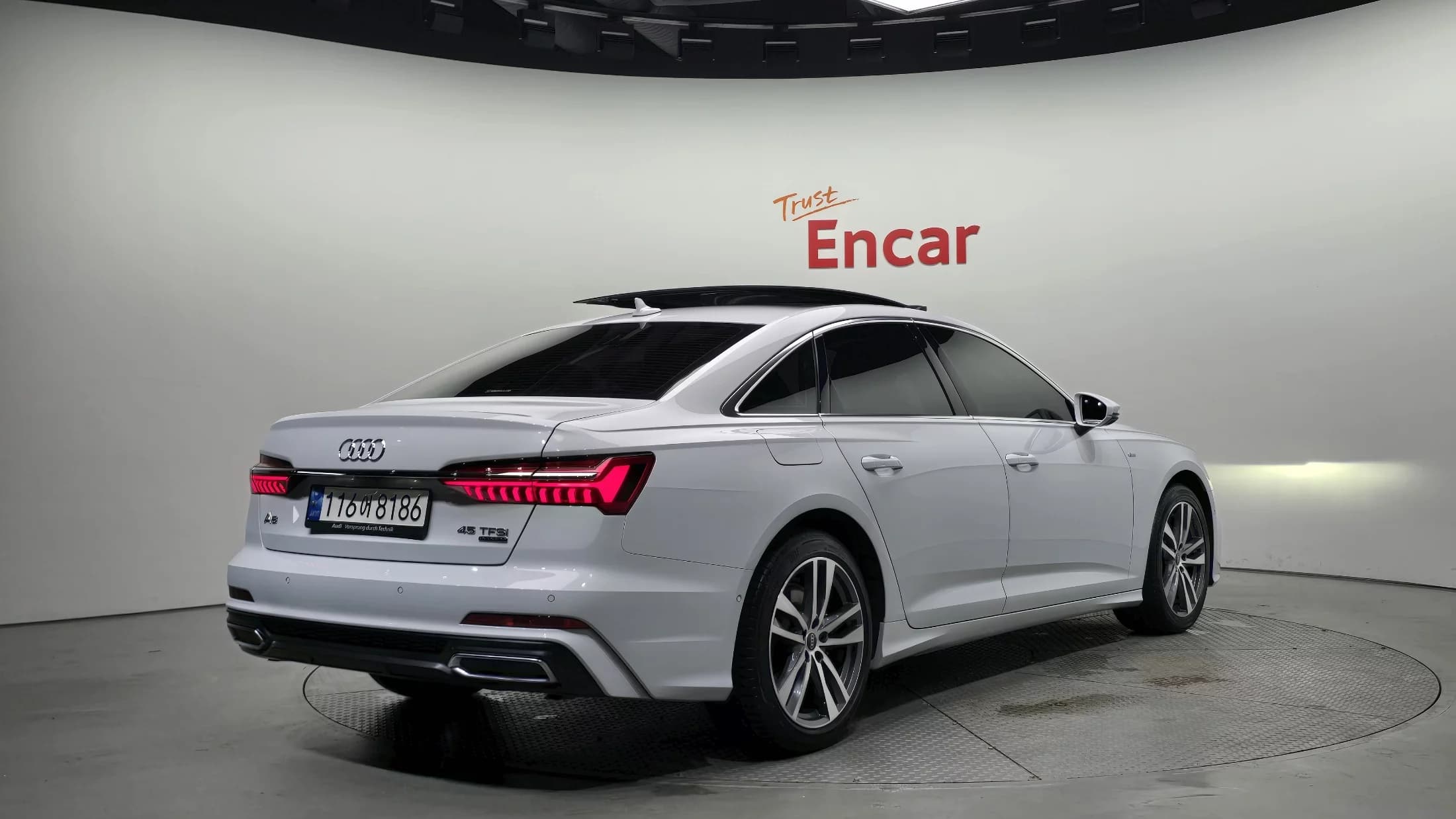 Audi A6 45 TFSI Quattro Premium, 2022 г. 74809 км. — фото 2