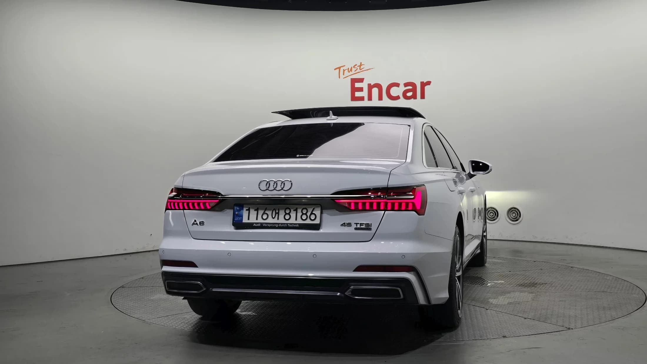 Audi A6 45 TFSI Quattro Premium, 2022 г. 74809 км. — фото 4