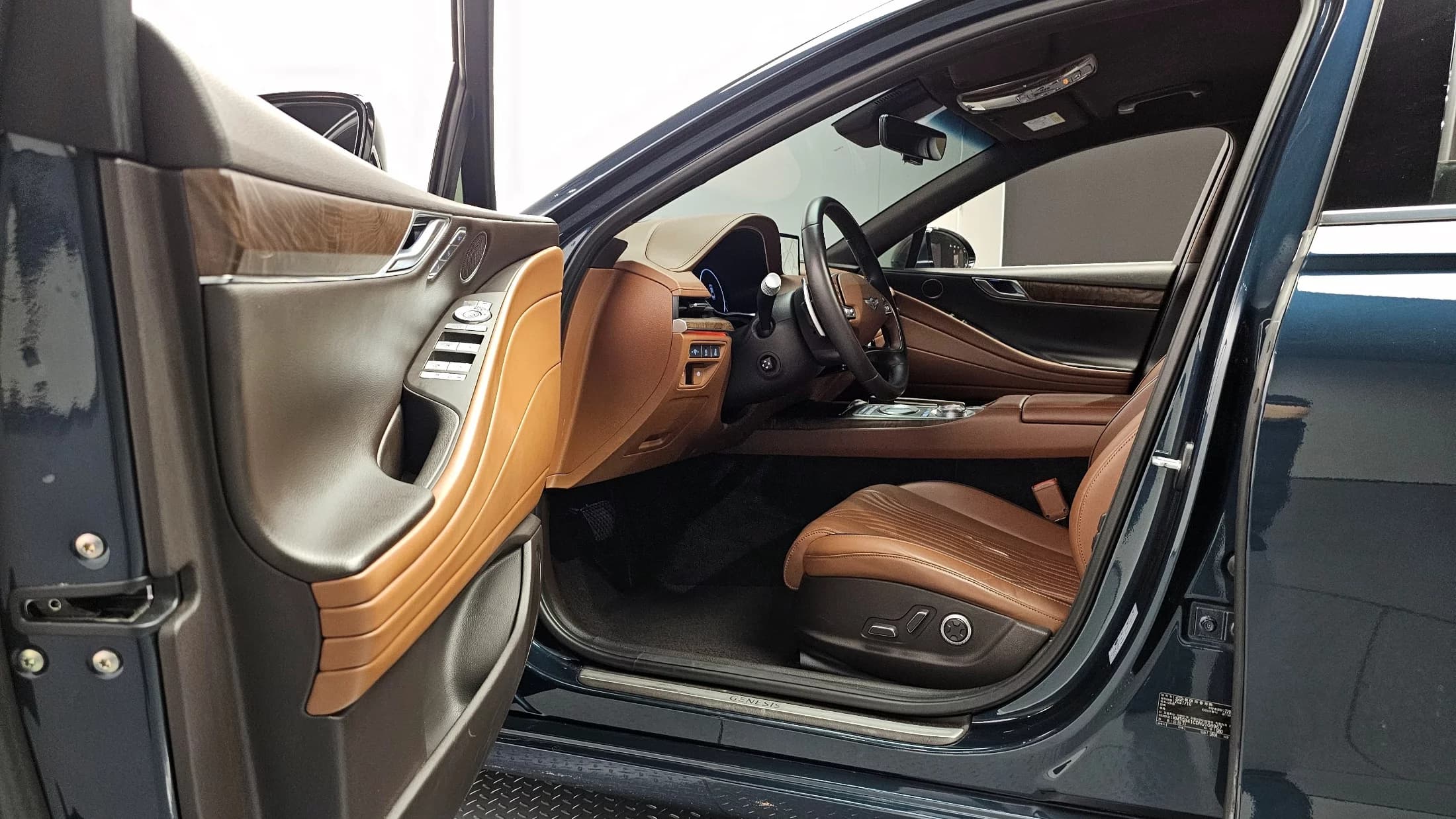 Genesis G80 Gasoline 2.5 Turbo AWD, 2021 г. 79936 км. — фото 20
