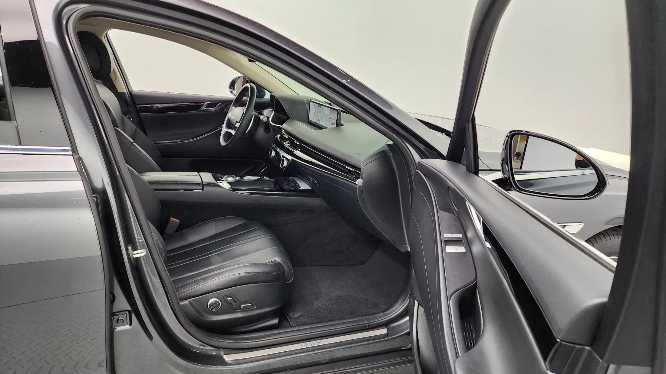 Genesis G80 Gasoline 2.5 Turbo AWD, 2021 г. 28350 км. — фото 10