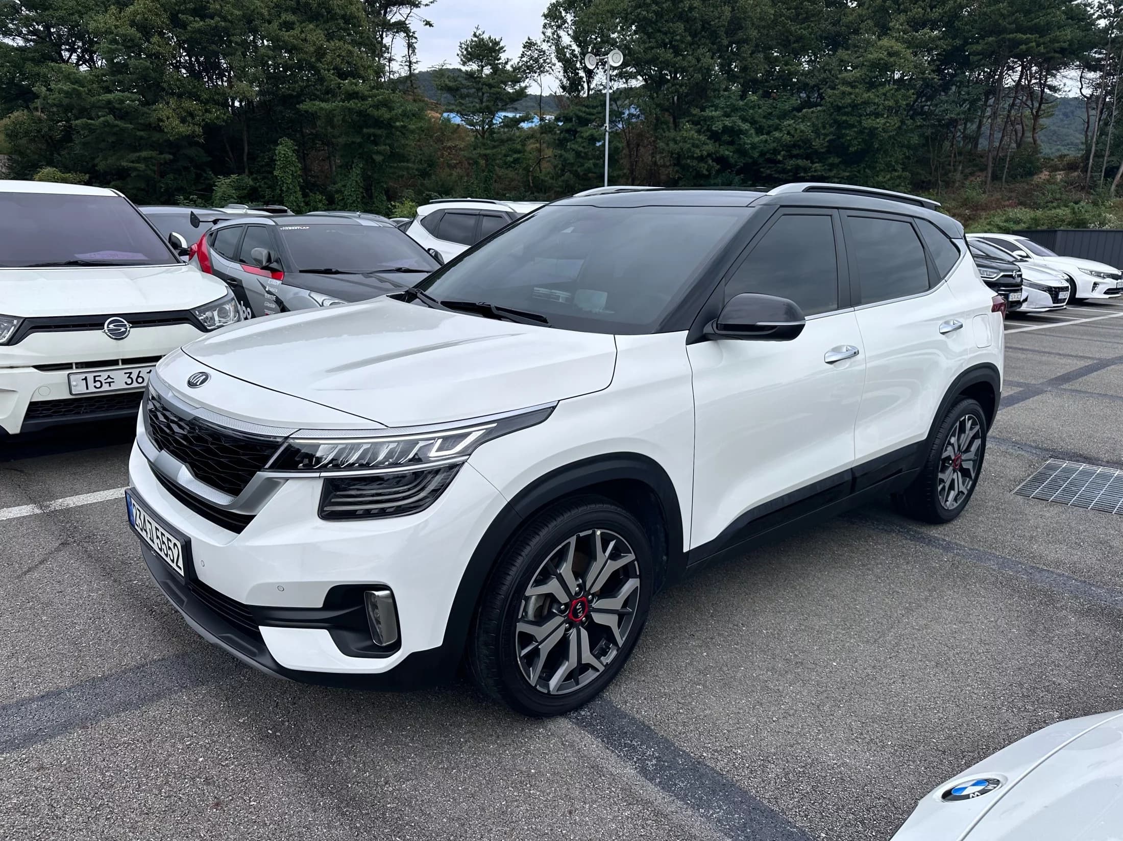 Kia Seltos Gasoline 1.6 Turbo 4WD Signature, 2021 г. 59499 км. — фото 3