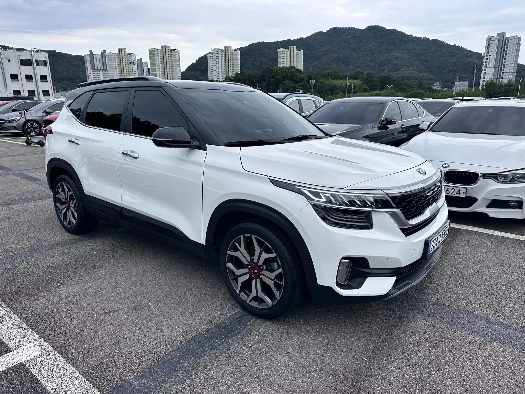 Kia Seltos Gasoline 1.6 Turbo 4WD Signature, 2021 г. 59499 км. — фото 4