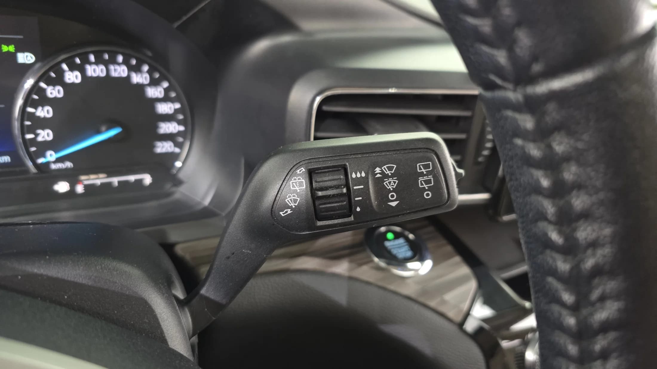 Ford EXPLORER 2.3 LimIted 4WD, 2021 г. 103614 км. — фото 17