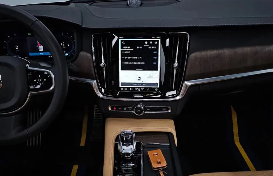 Volvo S90 B6 AWD Ultimate Bright, 2024 г. 11747 км. — фото 15