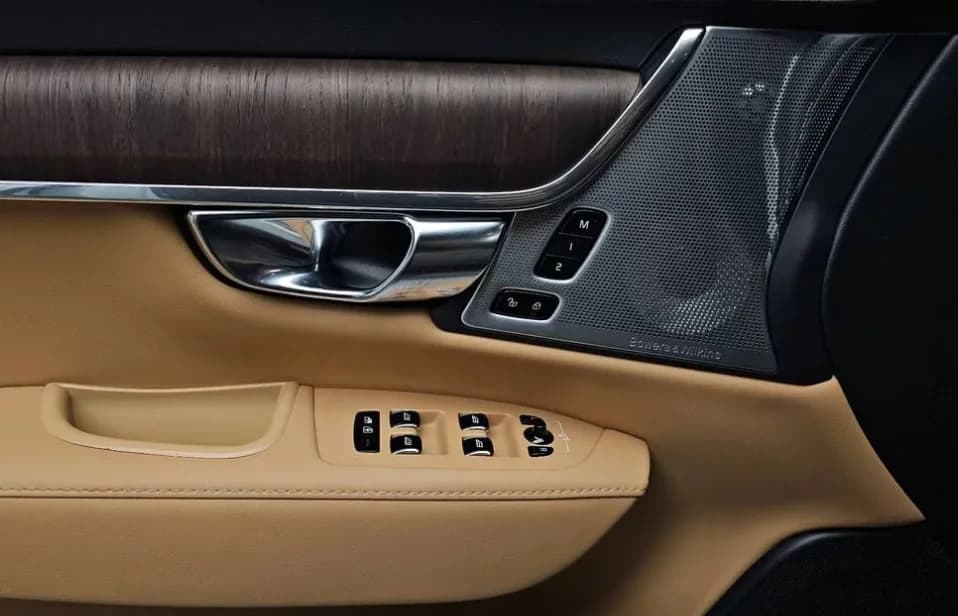 Volvo S90 B6 AWD Ultimate Bright, 2024 г. 11747 км. — фото 18