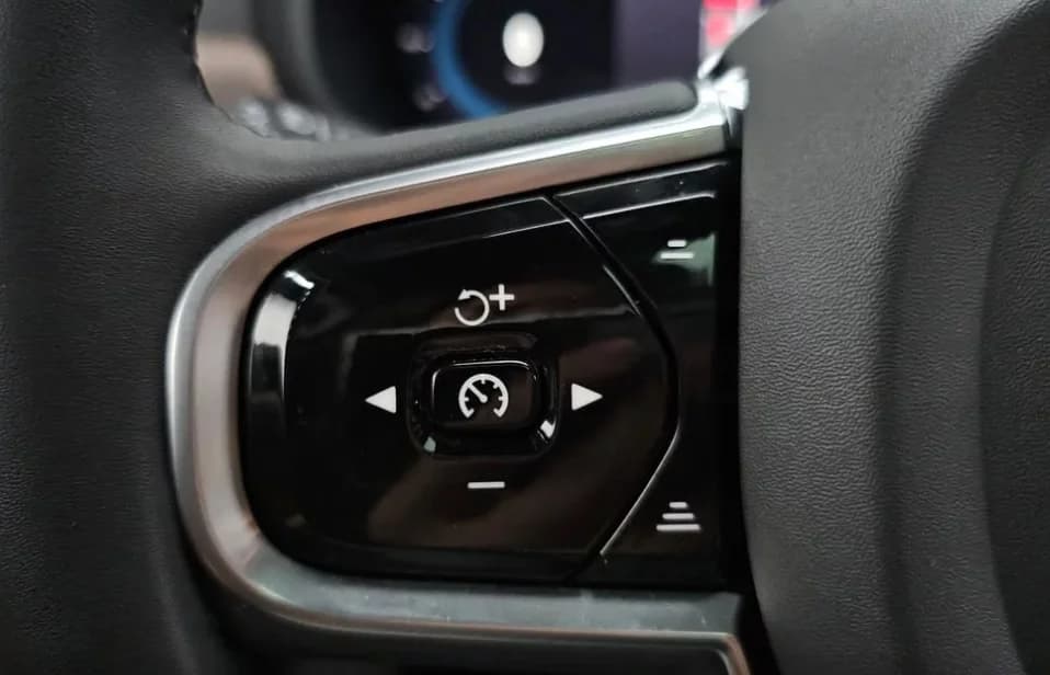 Volvo S90 B6 AWD Ultimate Bright, 2024 г. 11747 км. — фото 19