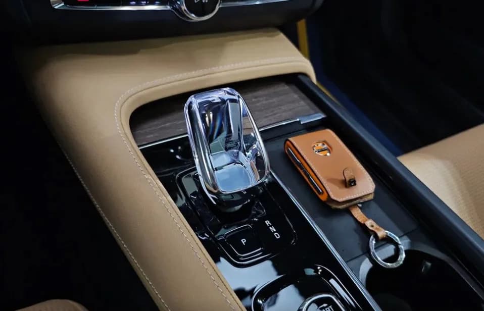 Volvo S90 B6 AWD Ultimate Bright, 2024 г. 11747 км. — фото 9