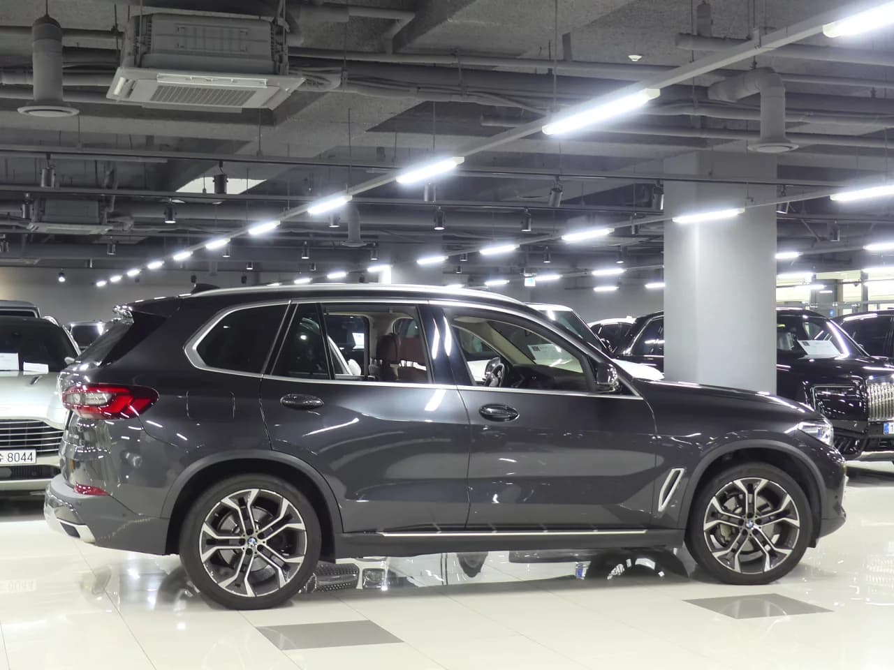 BMW X5 xDrive 40i xLine, 2021 г. 54336 км. — фото 2