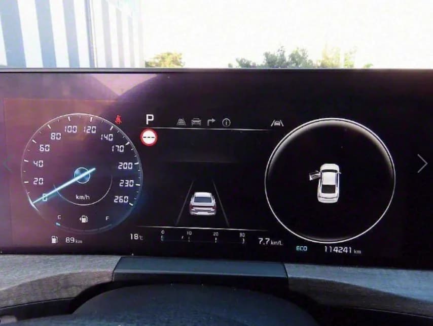 Kia K8 2.5 Gasoline 2WD Noblesse, 2021 г. 114286 км. — фото 9
