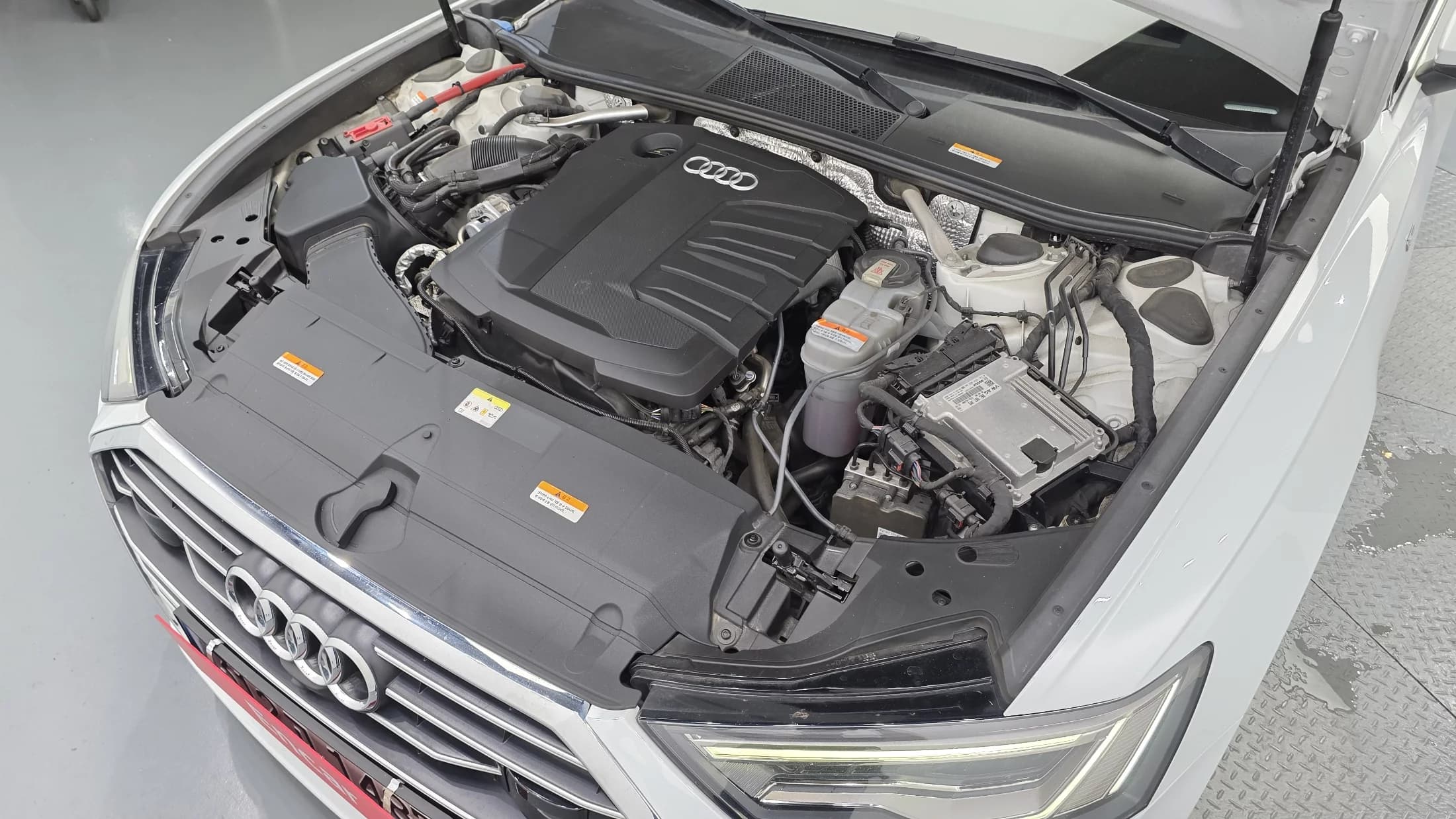 Audi A6 40 TDI Premium, 2021 г. 80873 км. — фото 6