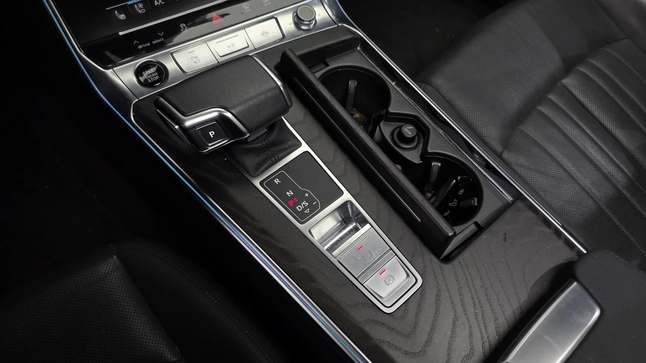 Audi A6 40 TDI Premium, 2021 г. 80873 км. — фото 9