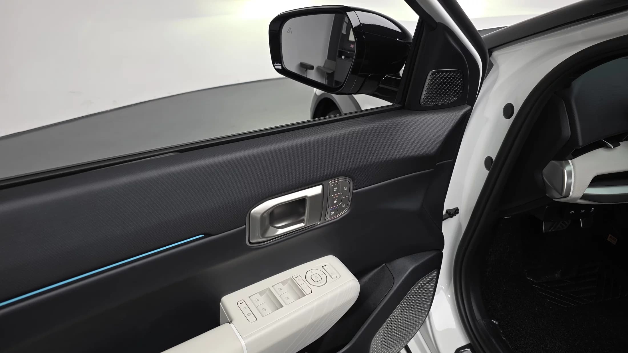 Kia EV4 Long Range 2WD GT-LIne, электромобиль, 2025 г. 1710 км. — фото 13