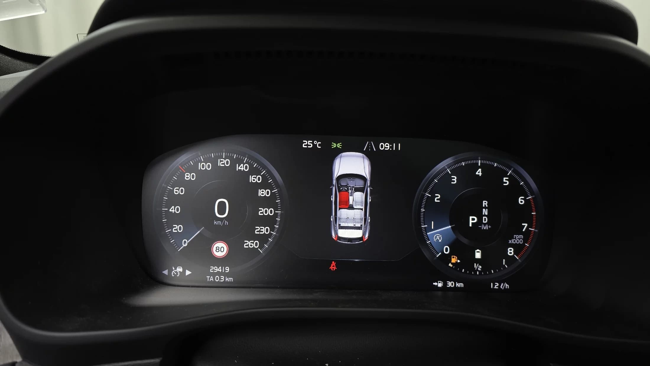 Volvo XC40 B4 Inscription, 2021 г. 29482 км. — фото 8