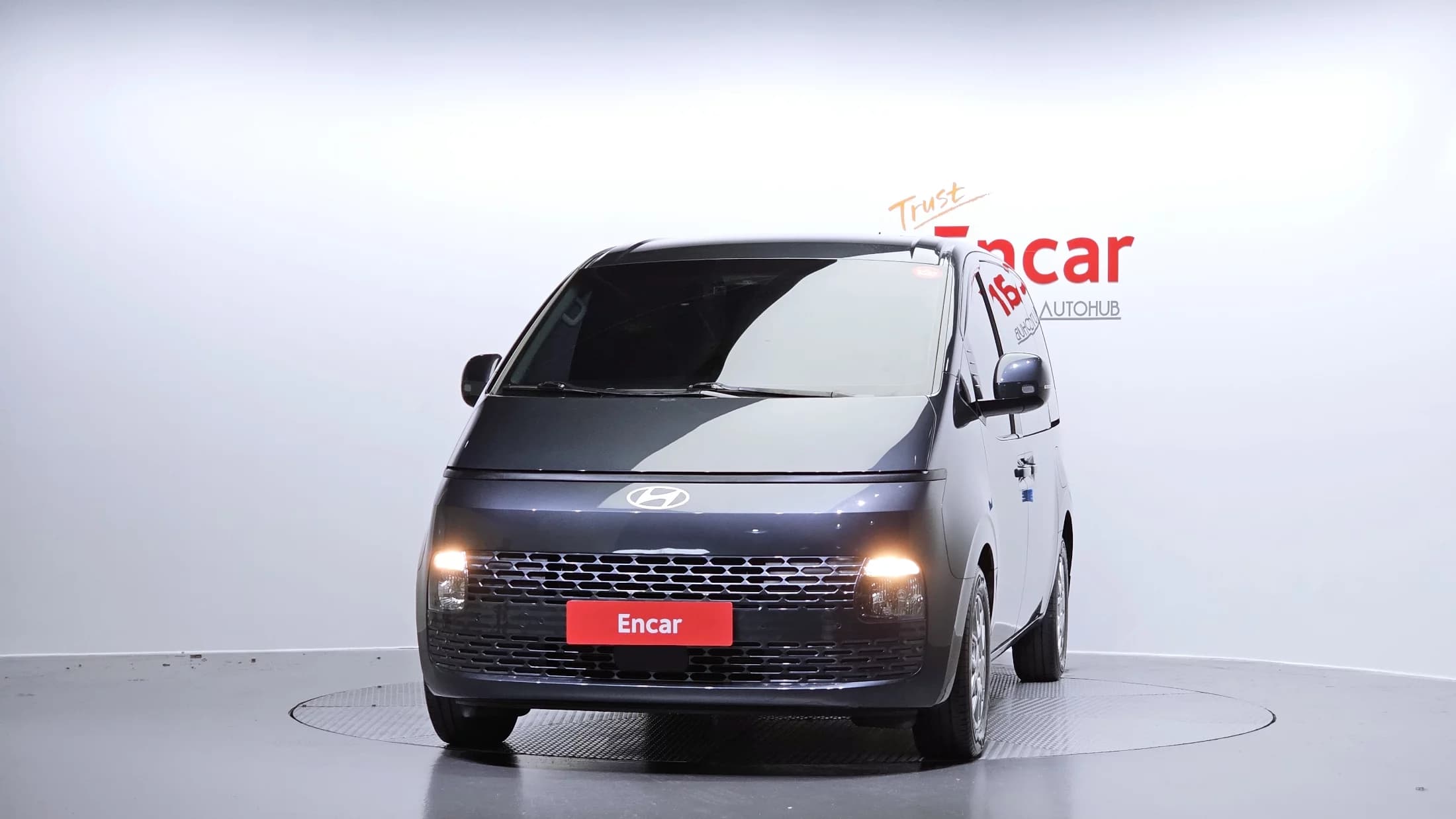 Hyundai Staria L3.5 Cargo 3-Seater Modern, 2024 г. 75224 км. — фото 3