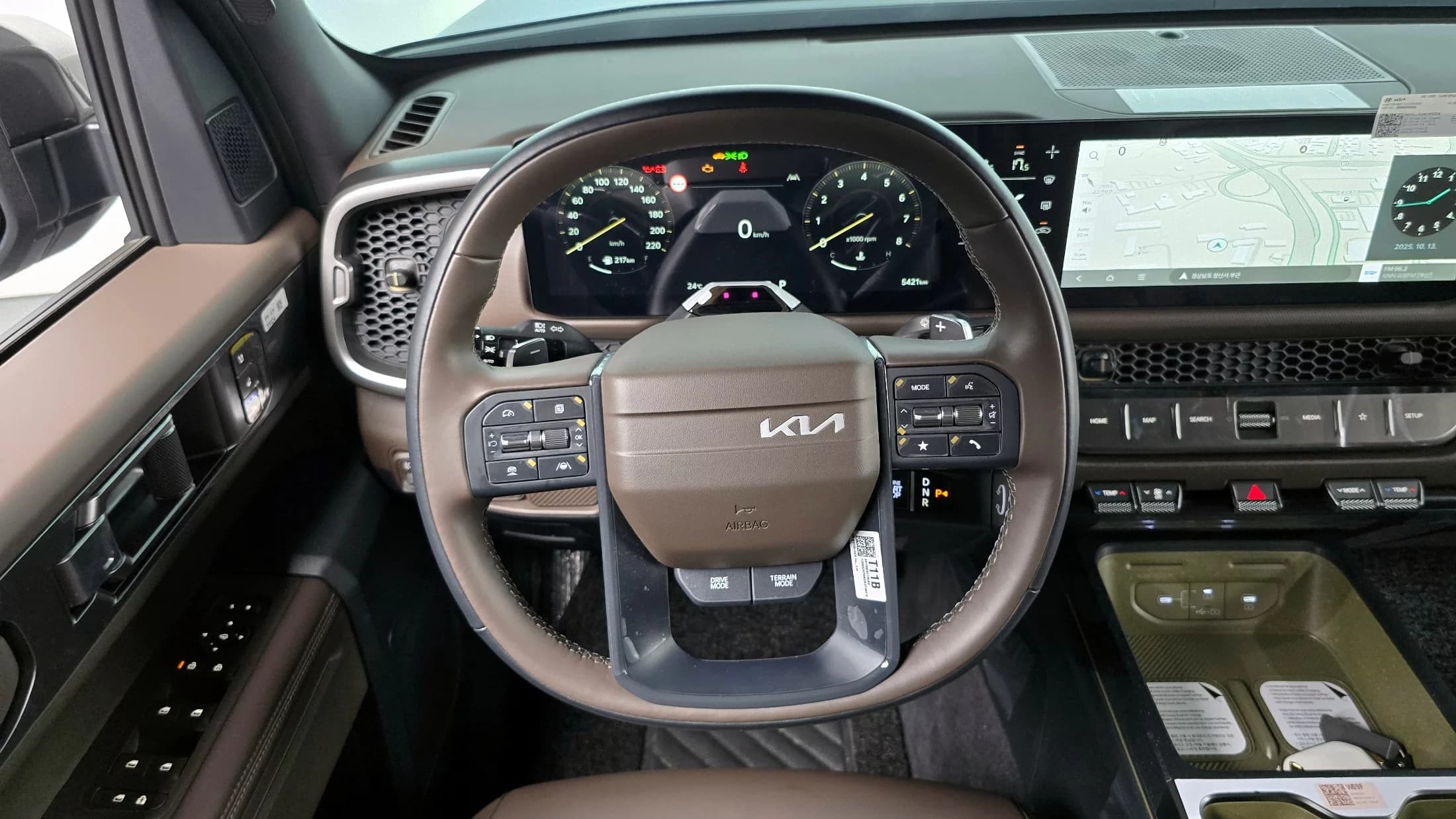 Kia Tasman 2.5T Gasoline 4WD Adventure, 2025 г. 5475 км. — фото 14