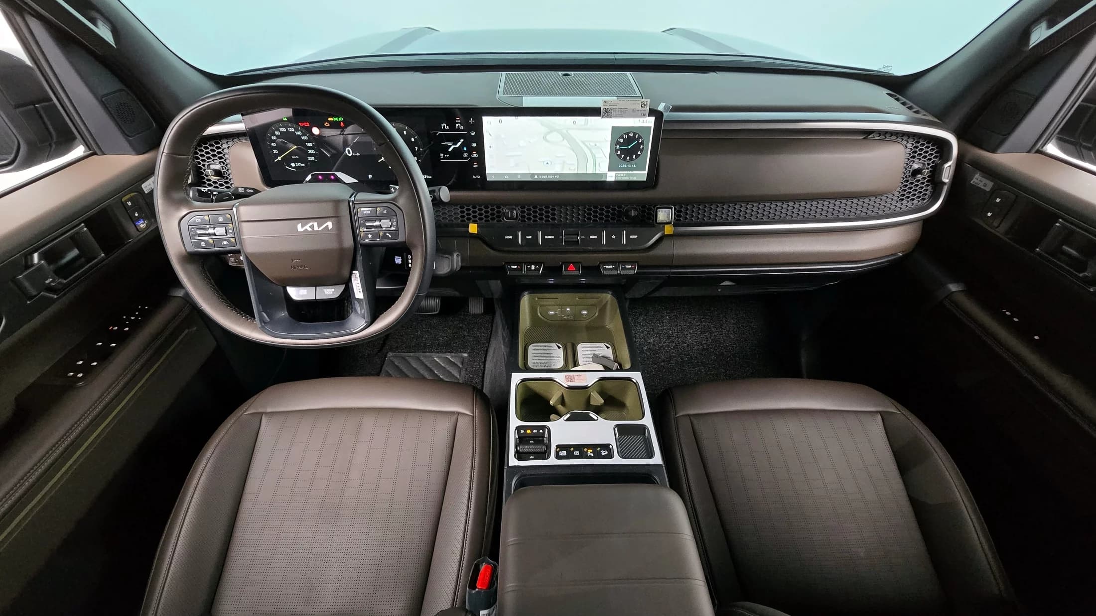Kia Tasman 2.5T Gasoline 4WD Adventure, 2025 г. 5475 км. — фото 7