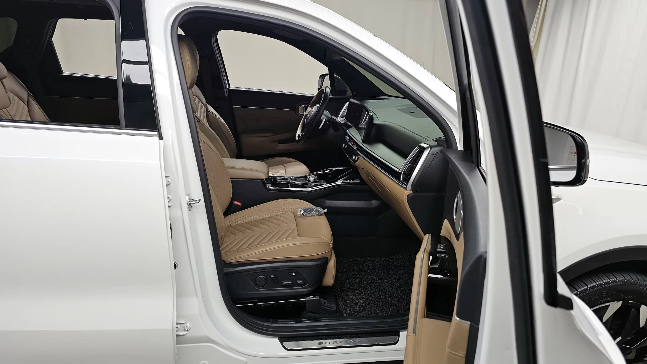 Kia Sorento Gasoline 2.5T 2WD Signature, 2024 г. 49074 км. — фото 12