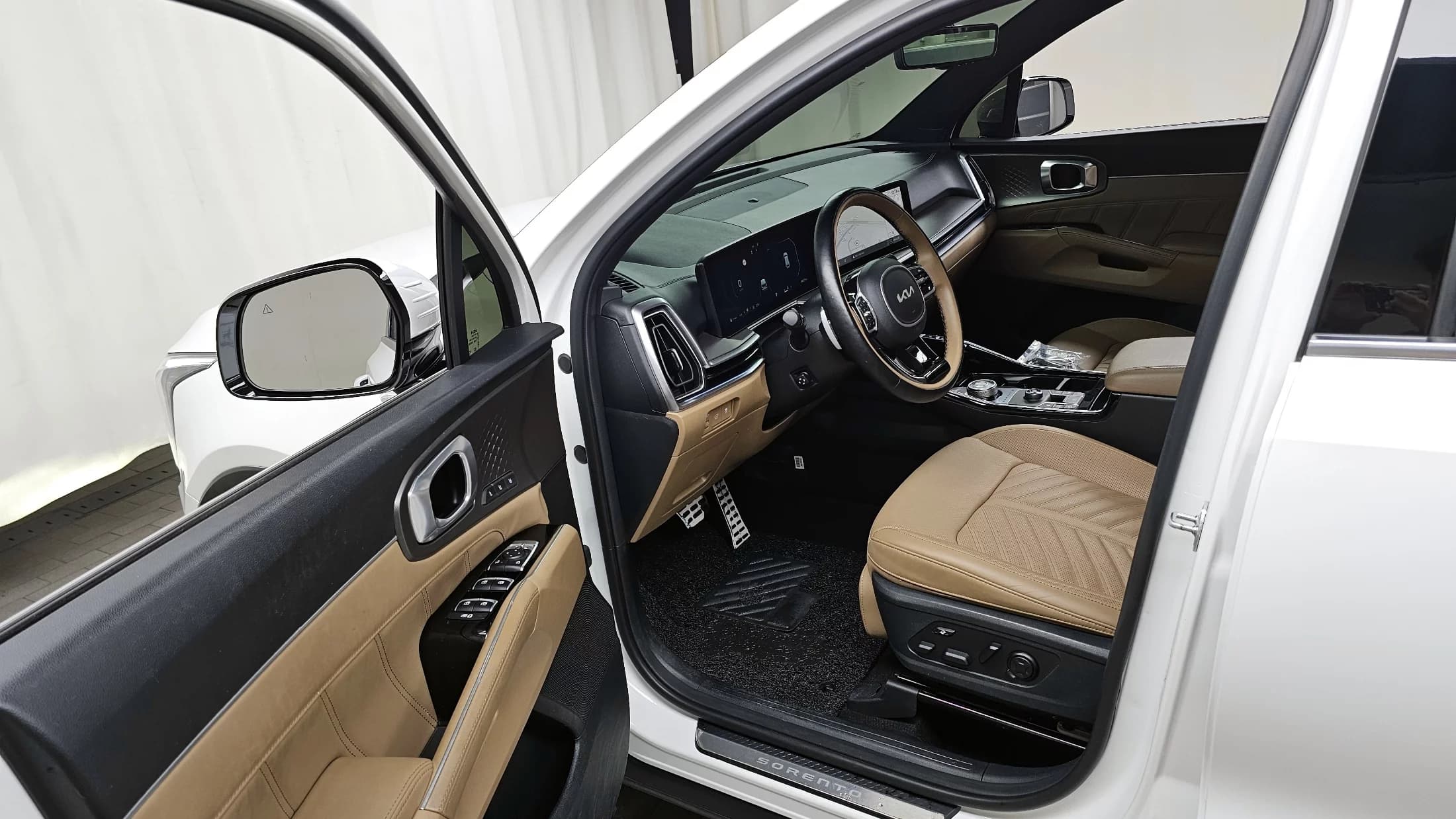 Kia Sorento Gasoline 2.5T 2WD Signature, 2024 г. 49074 км. — фото 10