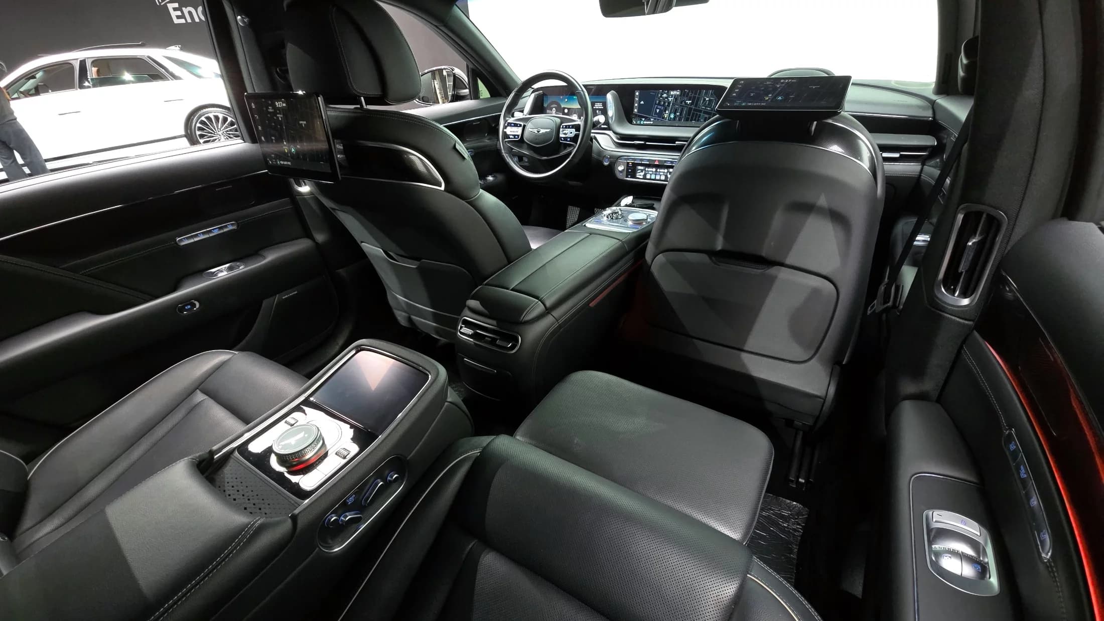Genesis G90 Gasoline 3.5 Turbo 2WD, 2022 г. 82415 км. — фото 18