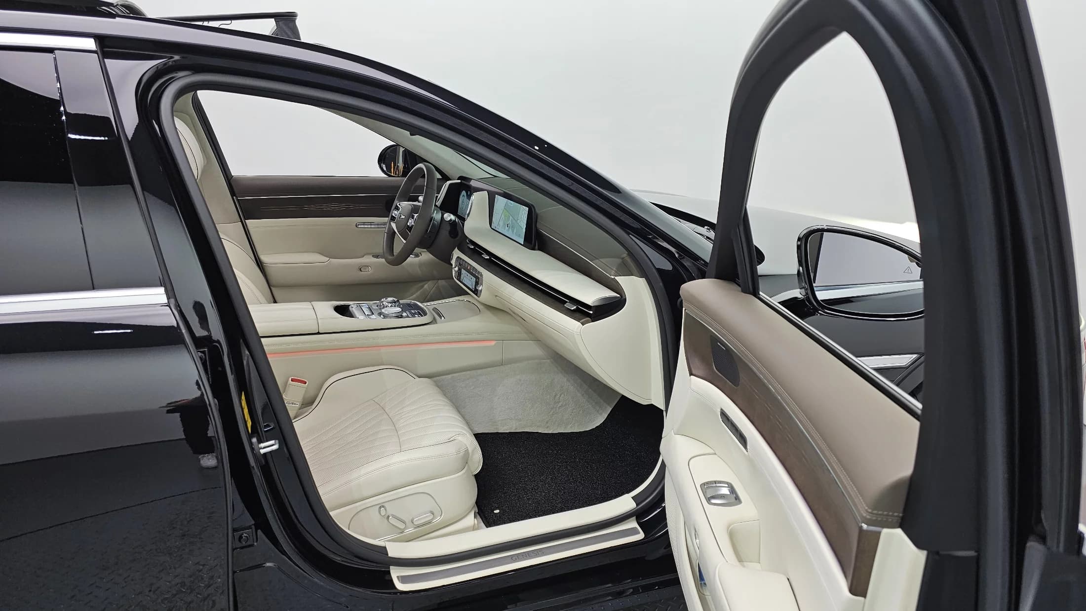 Genesis G90 Gasoline 3.5 Turbo AWD, 2022 г. 37541 км. — фото 11