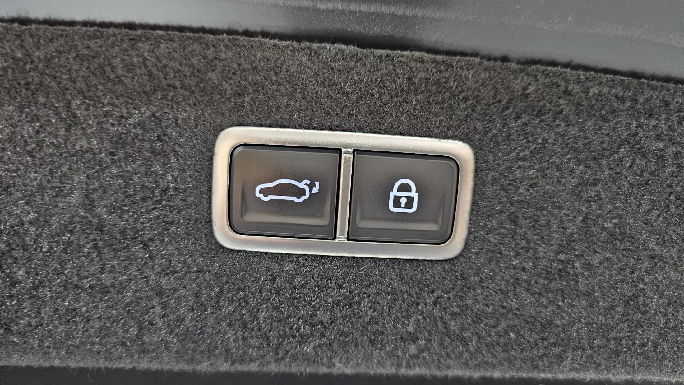 Genesis G90 Gasoline 3.5 Turbo AWD, 2022 г. 37541 км. — фото 20