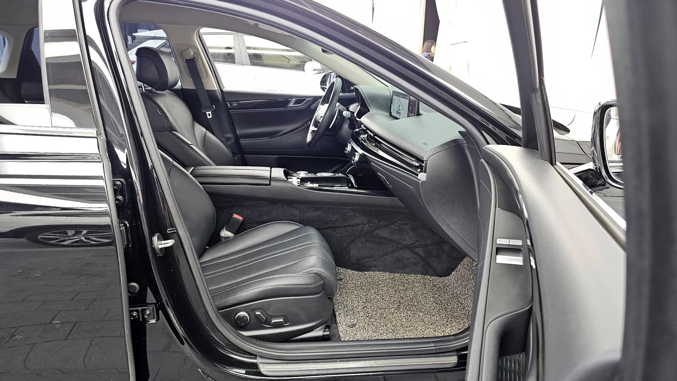 Genesis G80 Gasoline 2.5 Turbo AWD, 2021 г. 52390 км. — фото 11