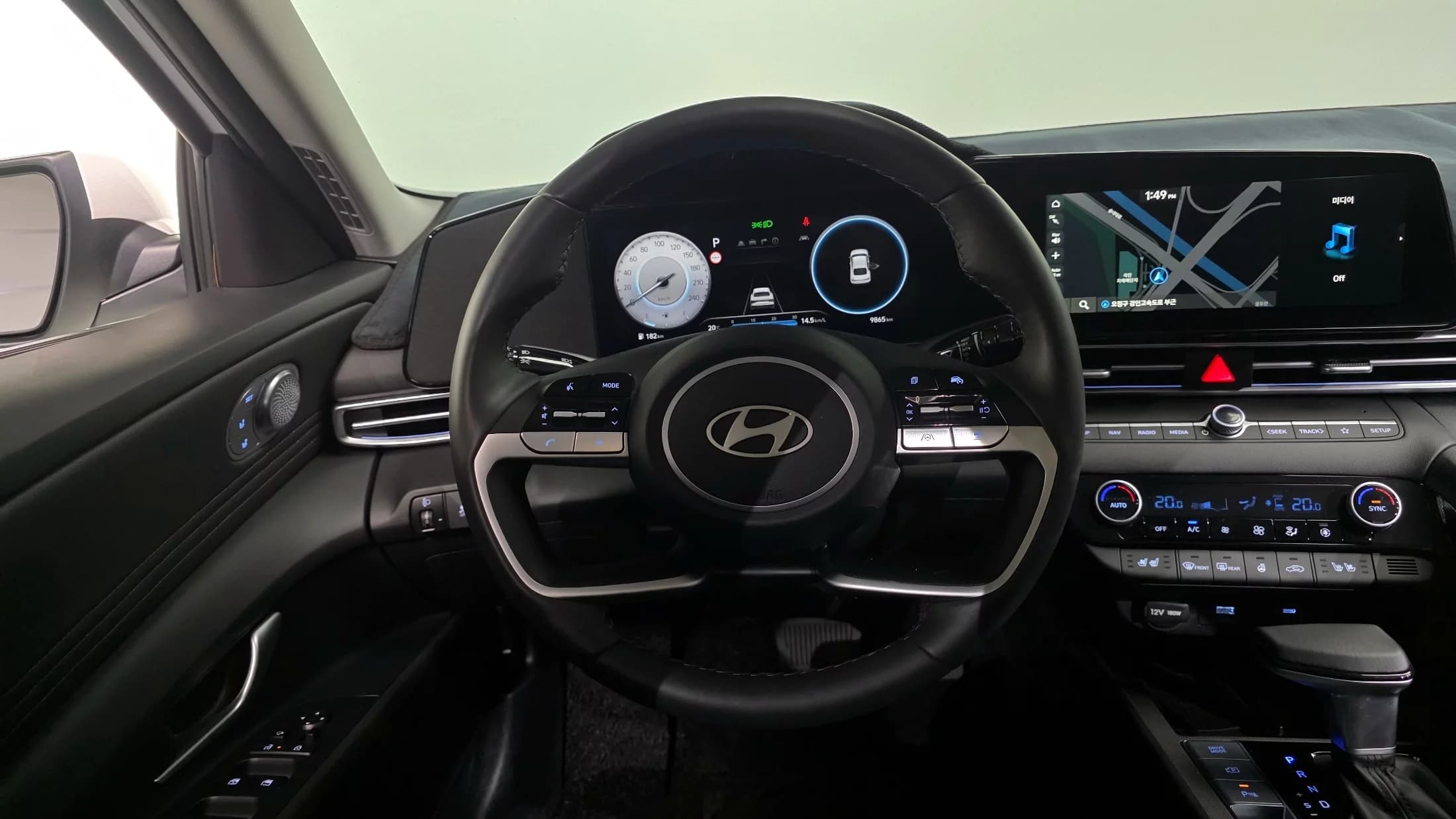 Hyundai AVANTE (Хендай Элантра) 1.6 Inspiration, 2025 г. 9865 км. — фото 13