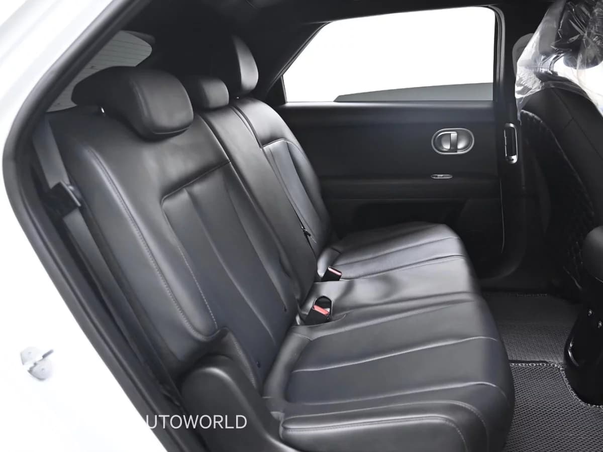 Hyundai Ioniq 5 Long range Commercial, электромобиль, 2023 г. 115965 км. — фото 12