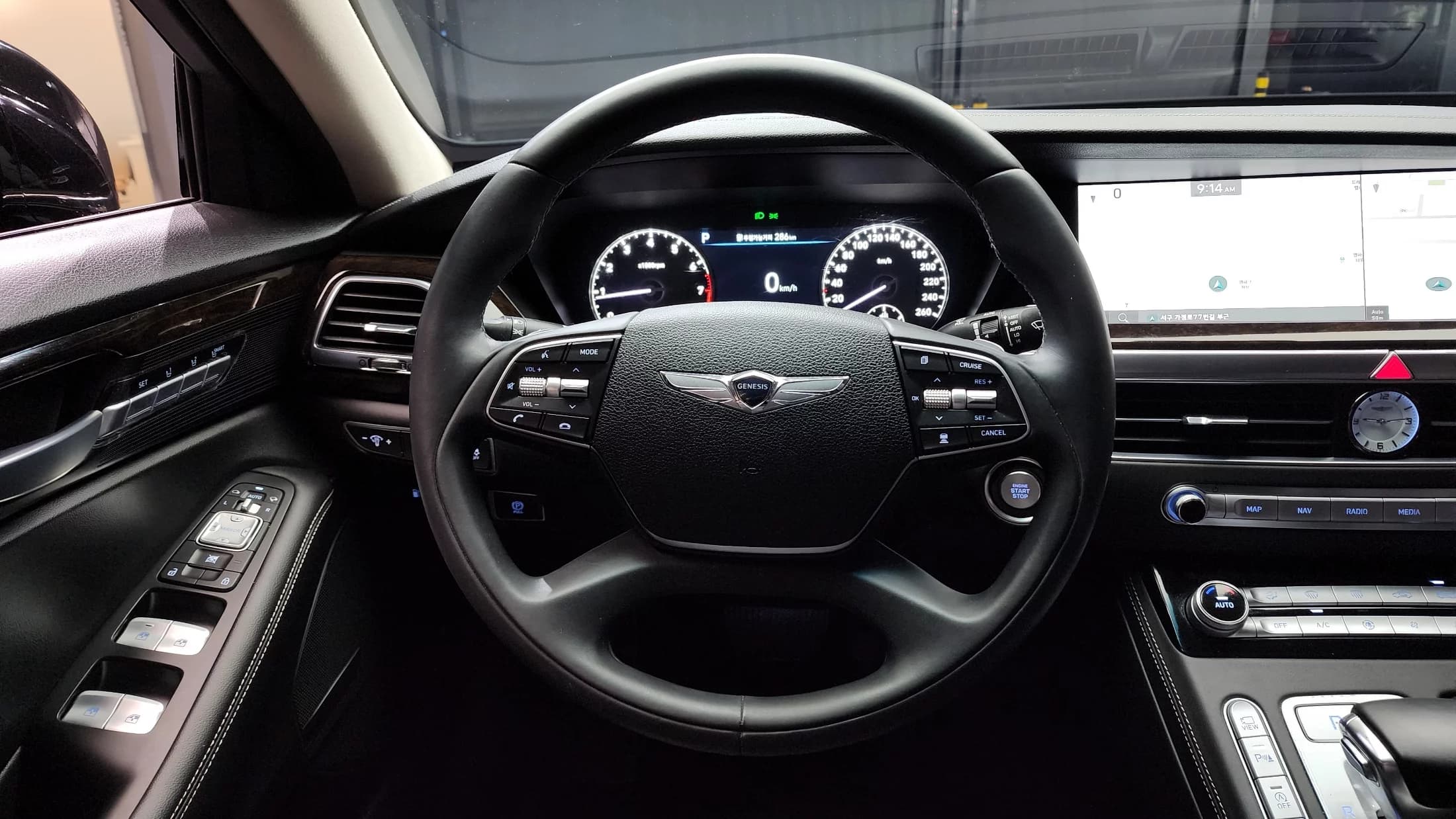 Genesis G90 3.8 AWD Luxury, 2021 г. 63791 км. — фото 13