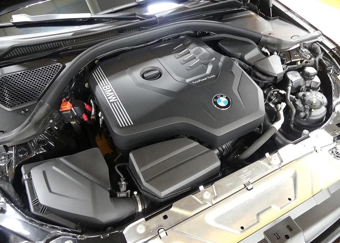 BMW 3-Series 320i M Sport, 2023 г. 29095 км. — фото 6