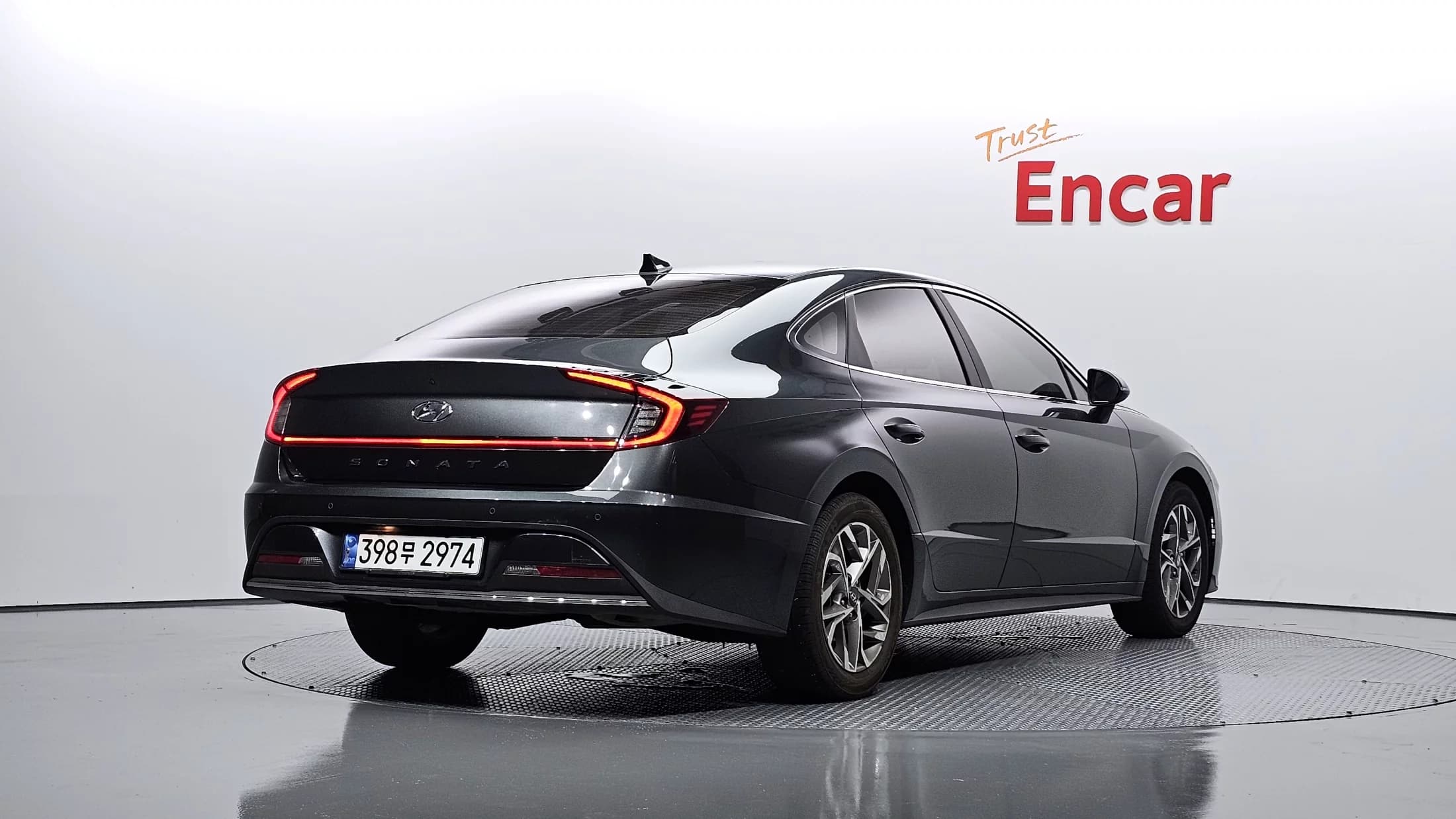 Hyundai Sonata 2.0 Premium, 2021 г. 90136 км. — фото 2