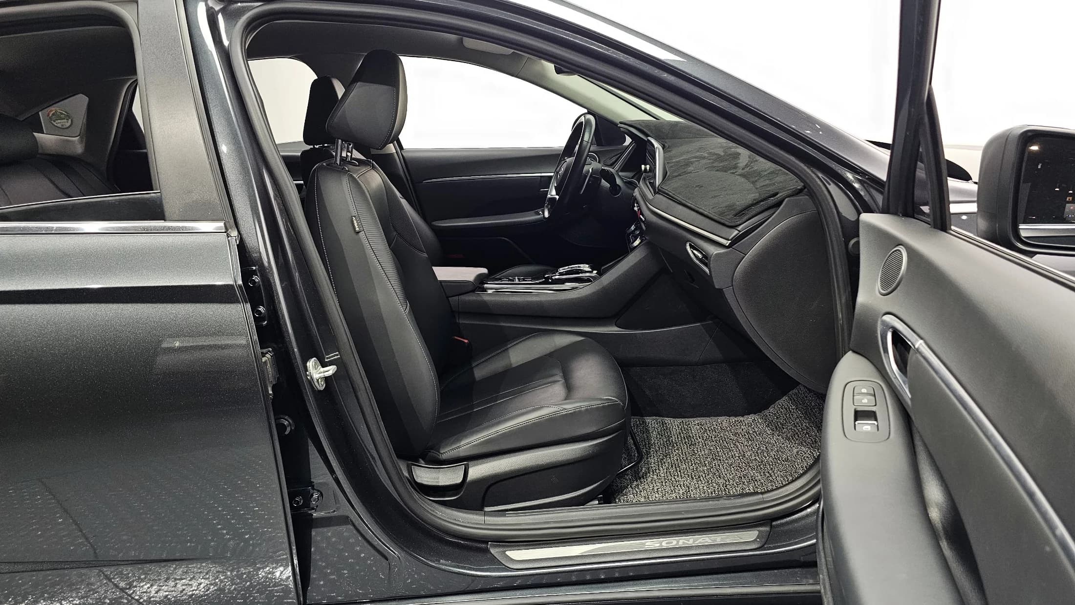 Hyundai Sonata 2.0 Premium, 2021 г. 90136 км. — фото 11