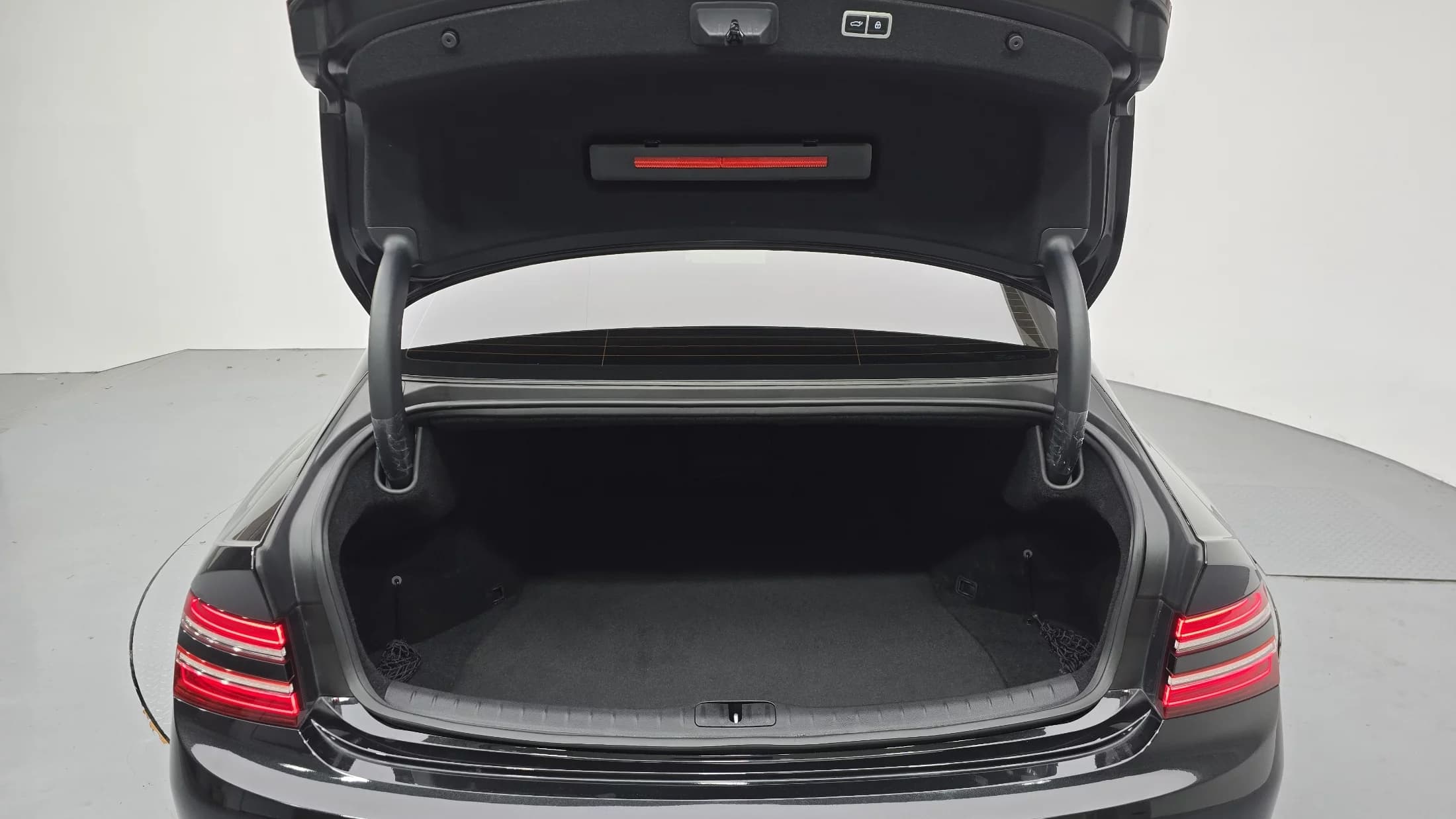 Genesis G80 Gasoline 2.5 Turbo 2WD, 2023 г. 72810 км. — фото 20