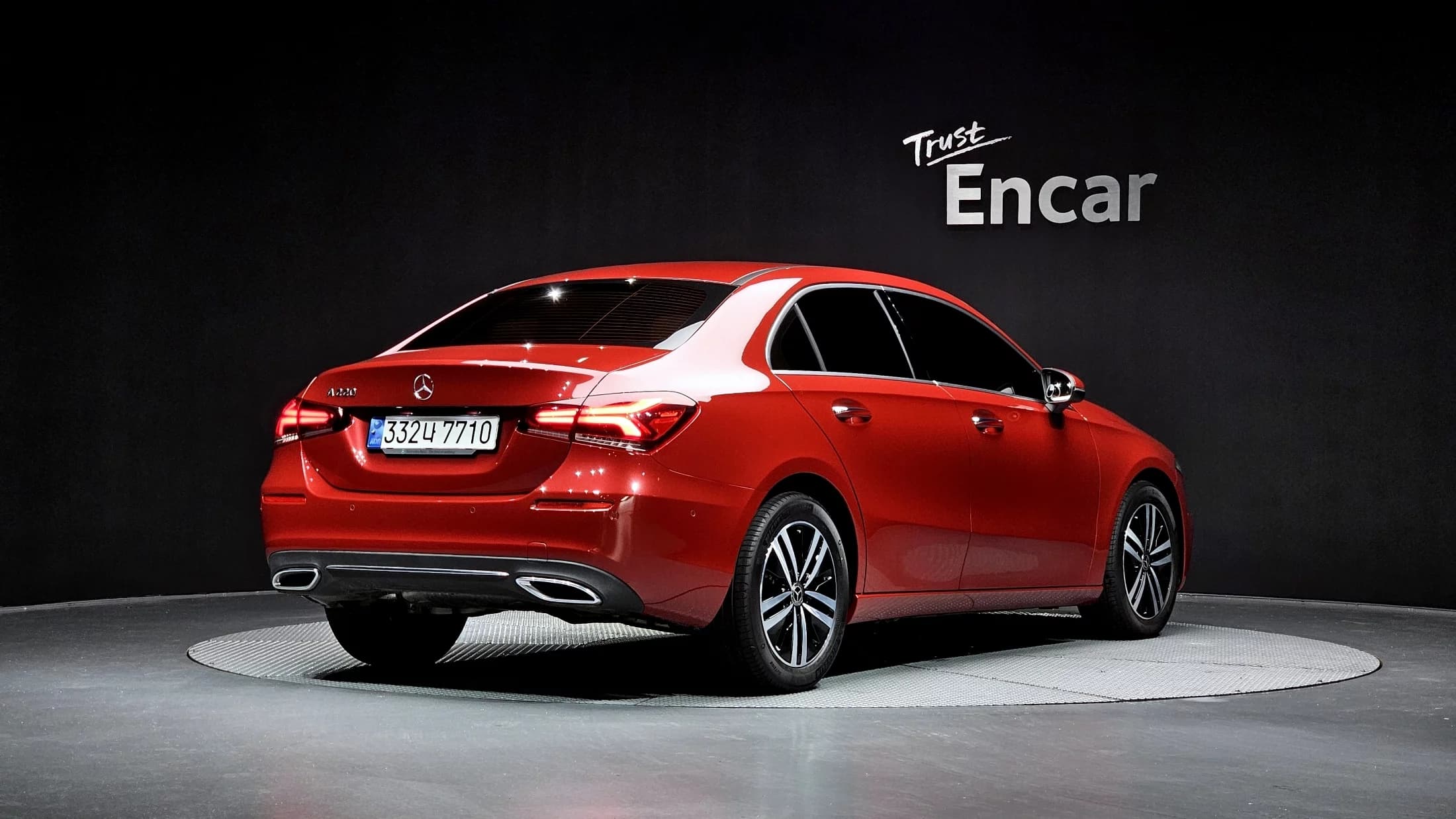 Mercedes-Benz A-Class A220 Sedan, 2022 г. 10264 км. — фото 2