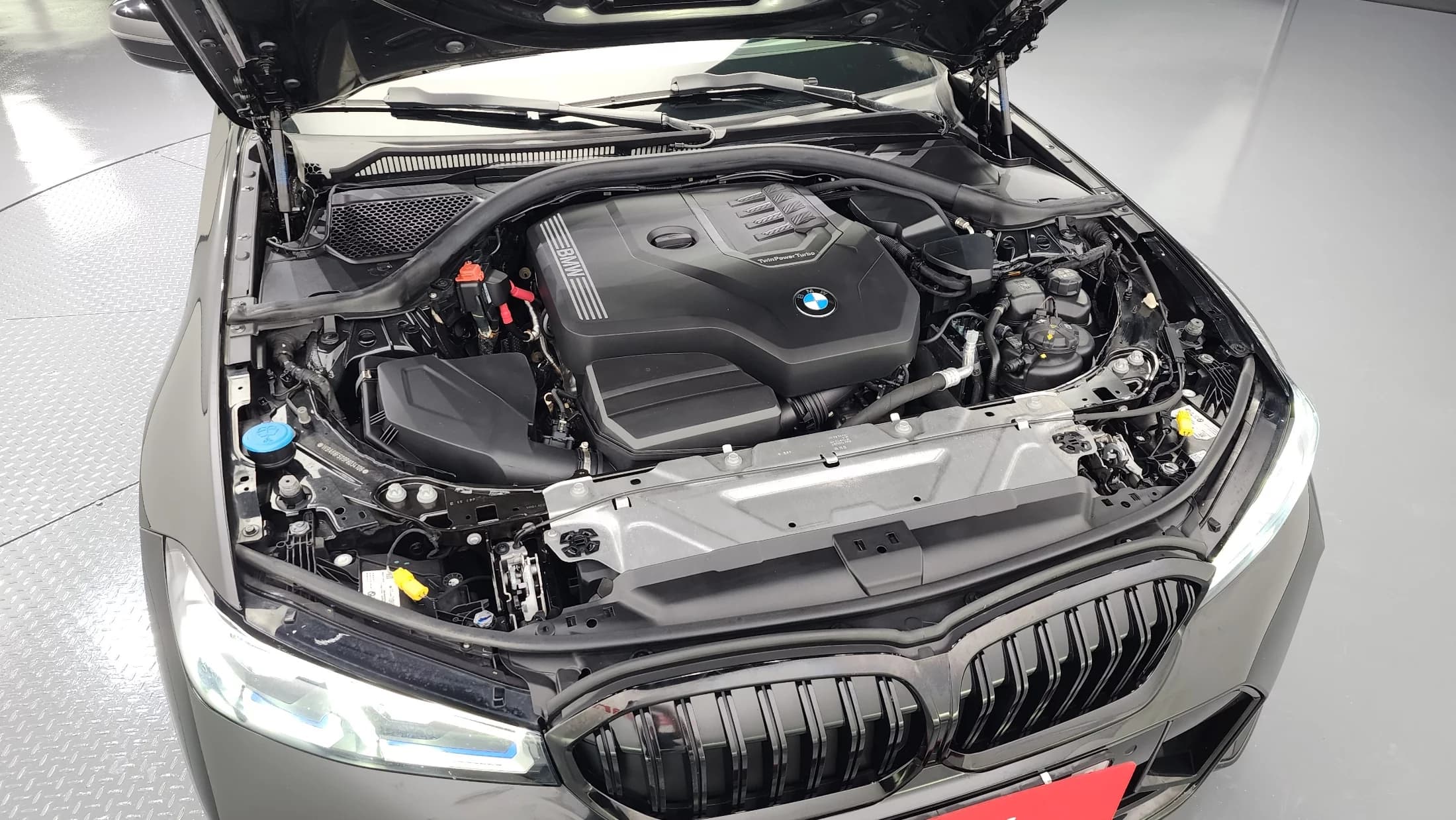 BMW 3-Series 320i M Sport, 2023 г. 28712 км. — фото 6