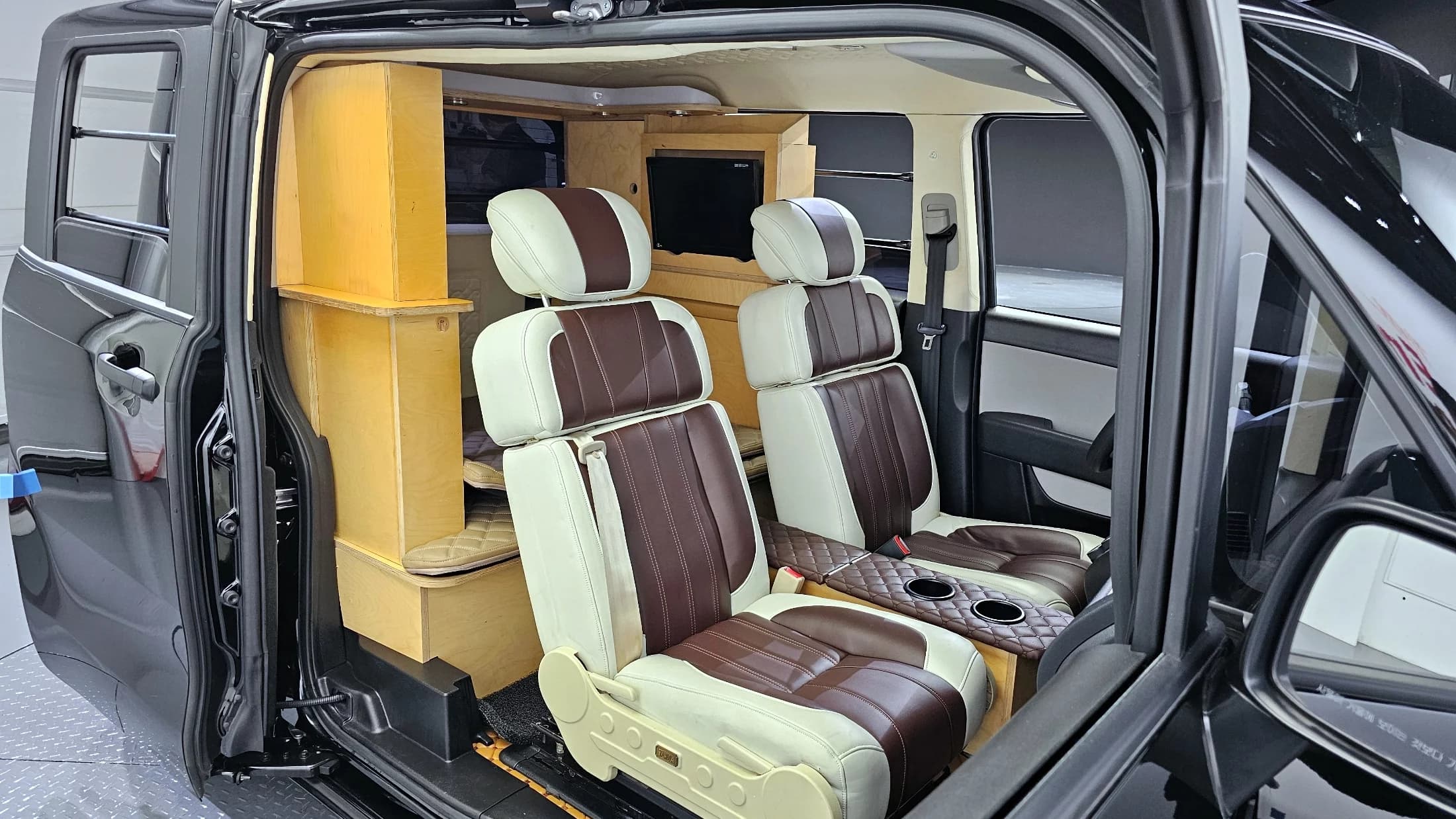 Kia RAY Van Prestige Special, 2021 г. 39100 км. — фото 12