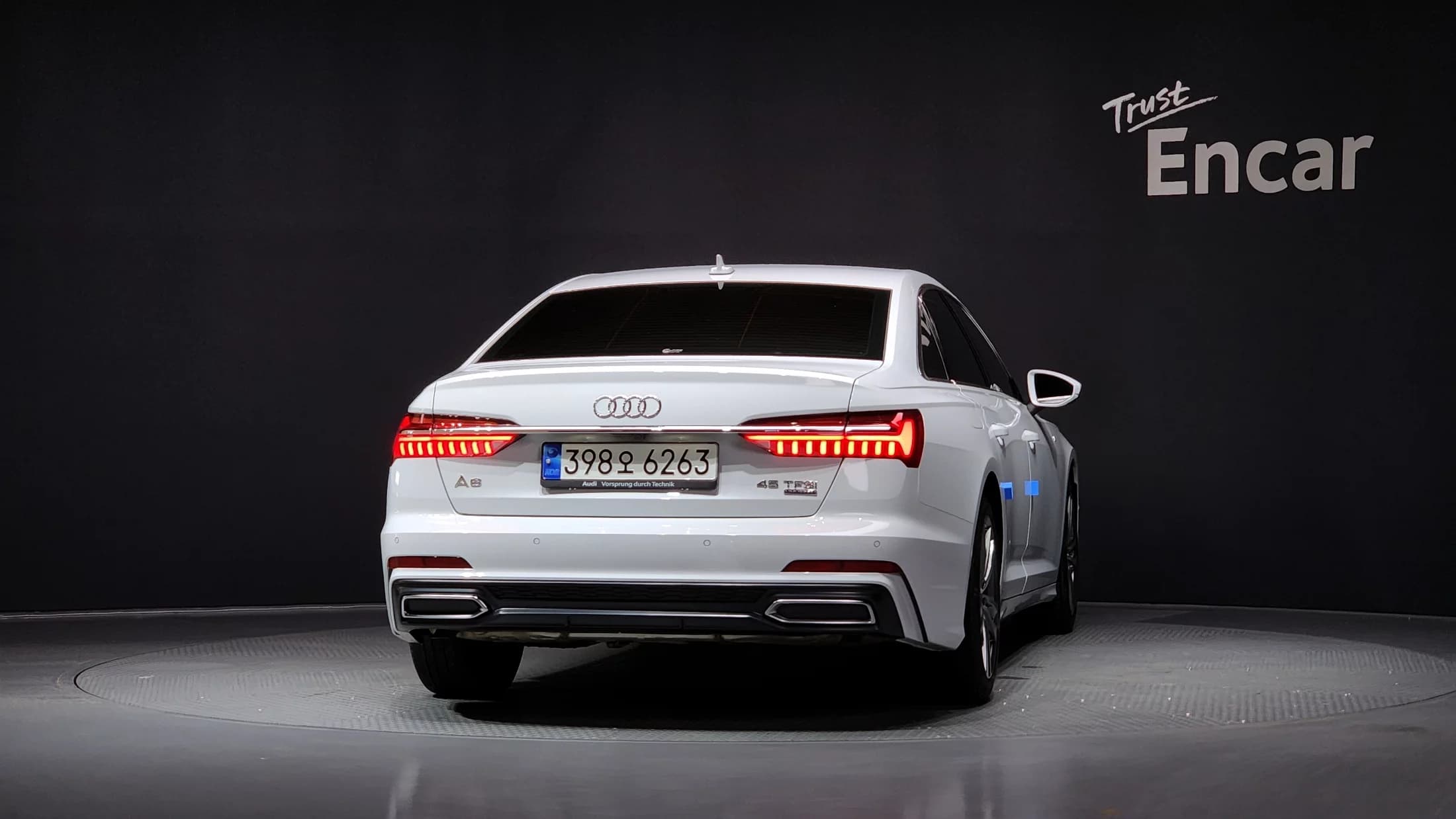 Audi A6 45 TFSI Quattro Premium, 2023 г. 22270 км. — фото 4