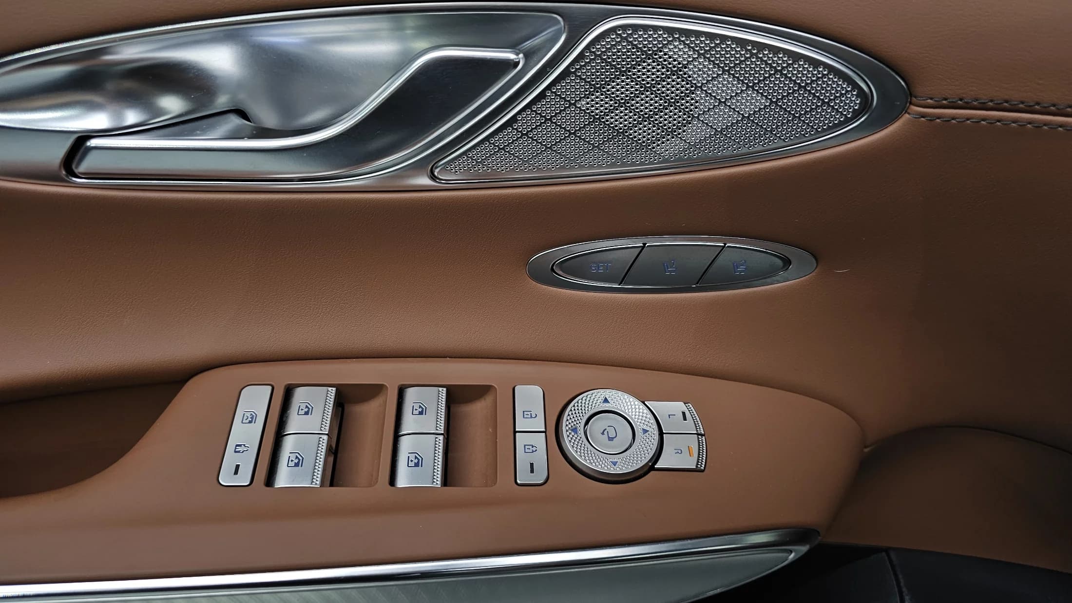 Genesis GV70 2.5T Gasoline AWD, 2022 г. 29274 км. — фото 12